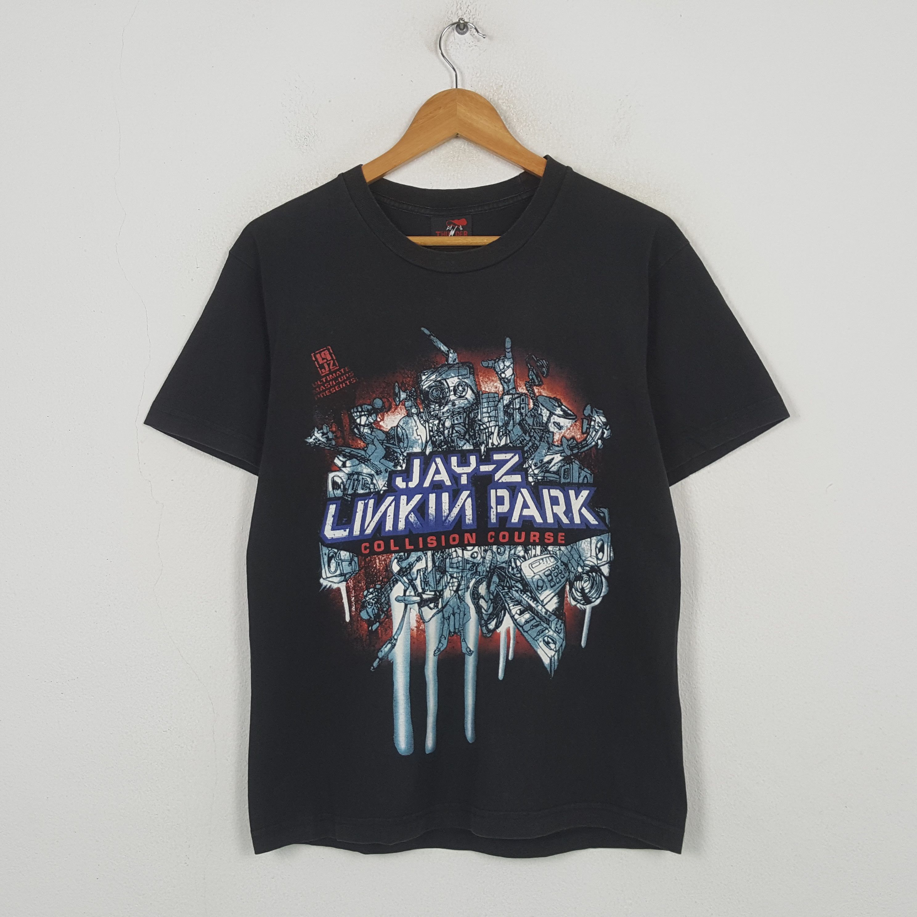 Band Tees Vintage Jay Z x Linkin Park American Rock Band T-shirt RR26 Size US M / EU 48-50 / 2 - 1 Thumbnail