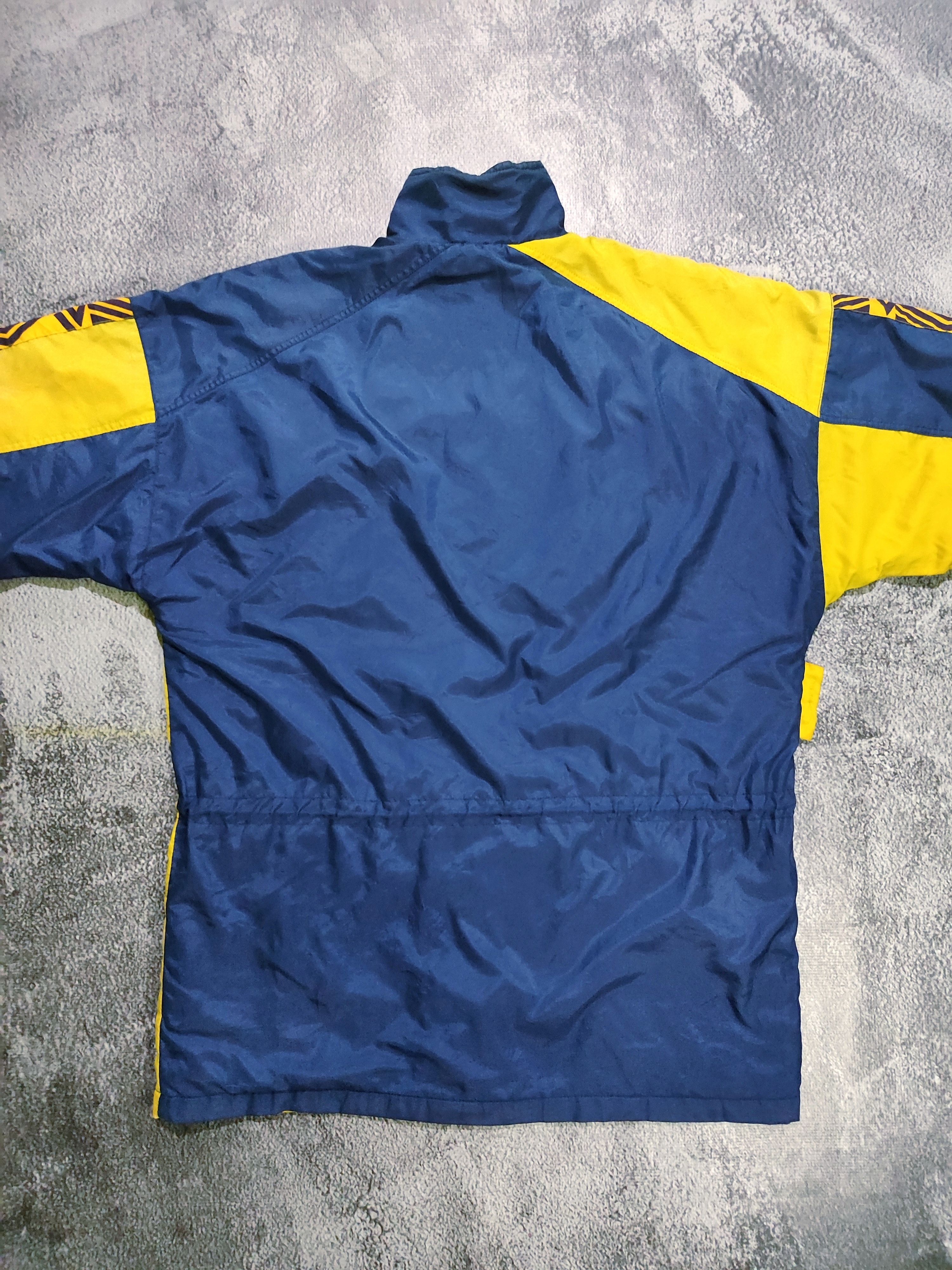 Umbro Vintage 90's Umbro Tottenham Coat Jacket Football Soccer Size US L / EU 52-54 / 3 - 7 Thumbnail