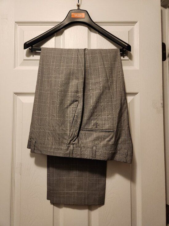 Jos. A. Bank jos.a.bank men's 80%wool 20%silk 2 PC suit size: 46R Size 46R - 7 Thumbnail