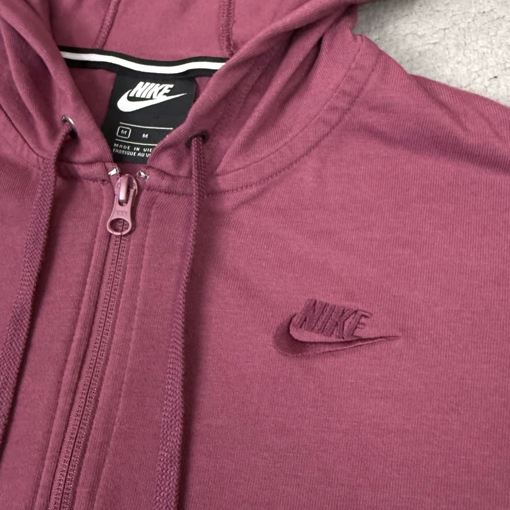 Nike VINTAGE Nike Jacket Womens M Red Burgundy Air Zip Up Cropped Hoodie Casual Workout Size M / US 6-8 / IT 42-44 - 3 Thumbnail