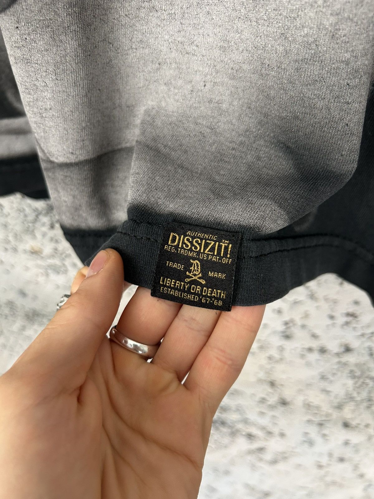 Dissizit Dissizit No Love Graphic Tee Avant Garde Grunge Punk y2k 00s Size US L / EU 52-54 / 3 - 7 Thumbnail