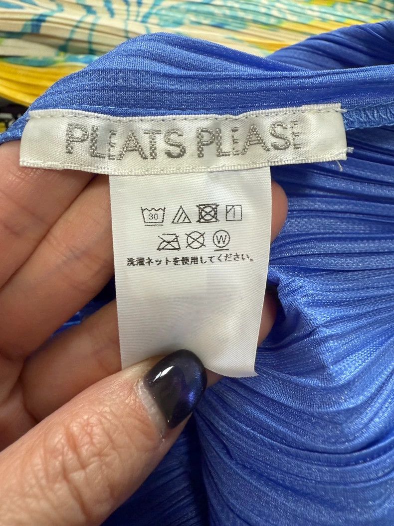 Issey Miyake Issey Miyake size:one size Blue pleated vest Size XS / US 0-2 / IT 36-38 - 2 Thumbnail