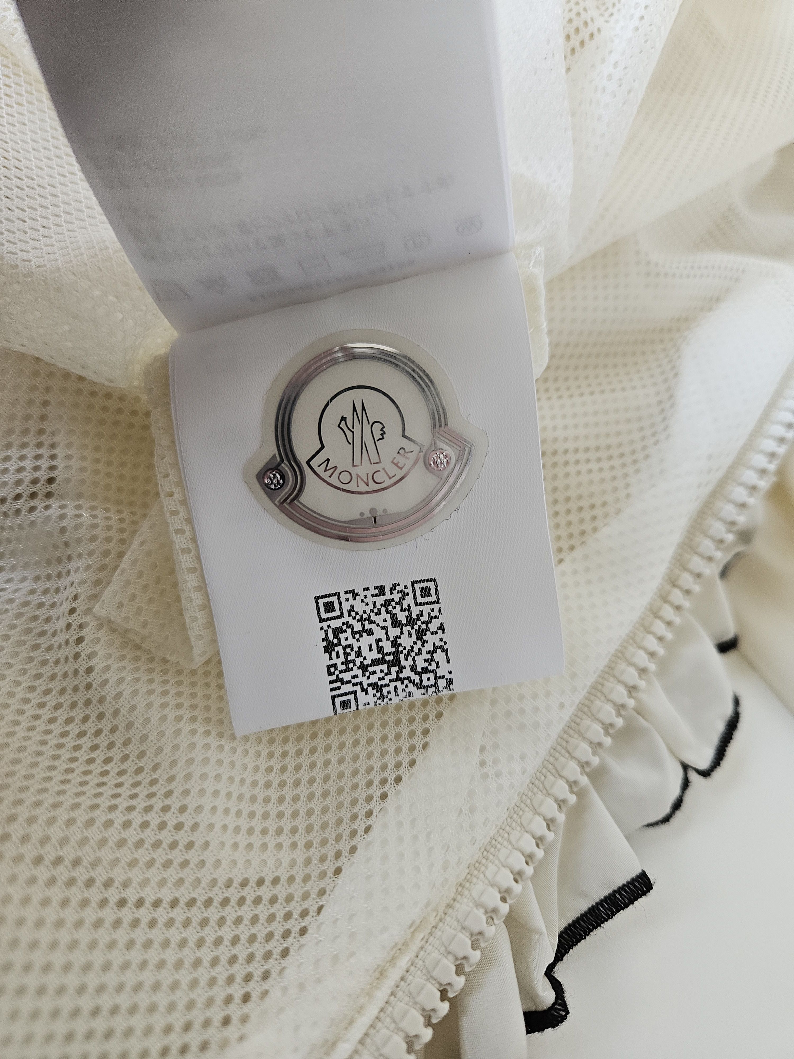 Moncler Moncler vivre giubbotto light jacket windbreaker Size XS / US 0-2 / IT 36-38 - 19 Thumbnail