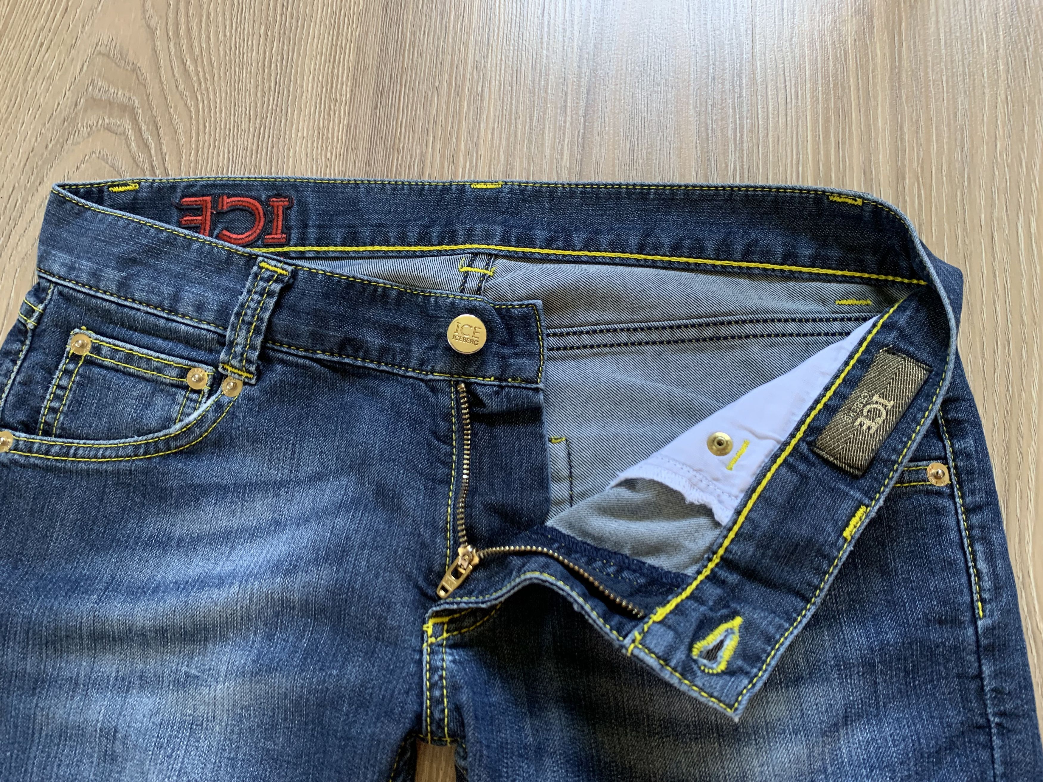 Iceberg Iceberg ICE Lisa Simpson Embroidered Blue Jeans Size 28" / US 6 / IT 42 - 5 Thumbnail