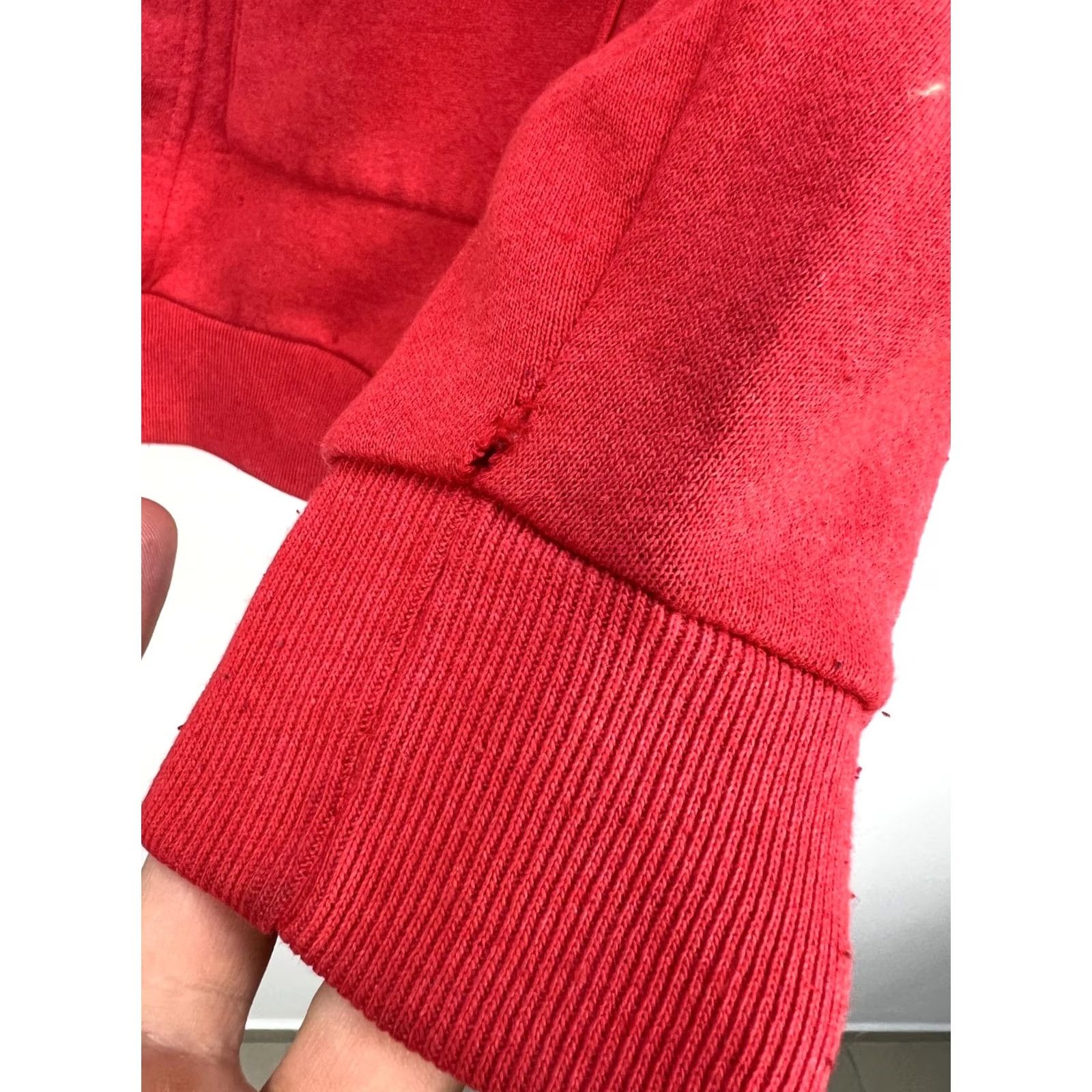 Vintage VINTAGE Hard Rock Cafe Save the Planet Orlando Red Cardigan Sweater Size L Size US L / EU 52-54 / 3 - 7 Thumbnail