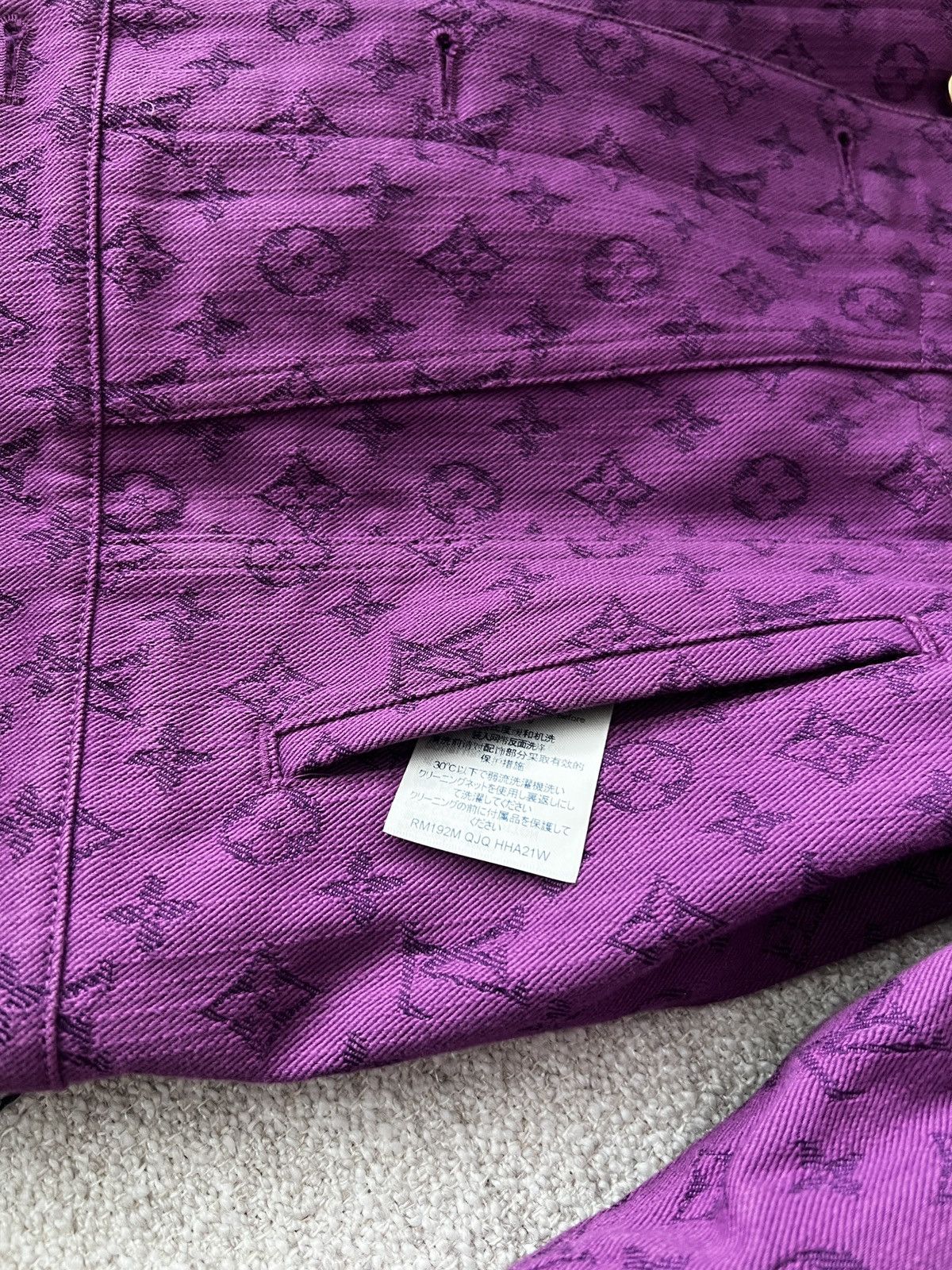 Louis Vuitton × Virgil Abloh Louis Vuitton Virgil Abloh Monogram Denim Jacket Size US M / EU 48-50 / 2 - 9 Thumbnail