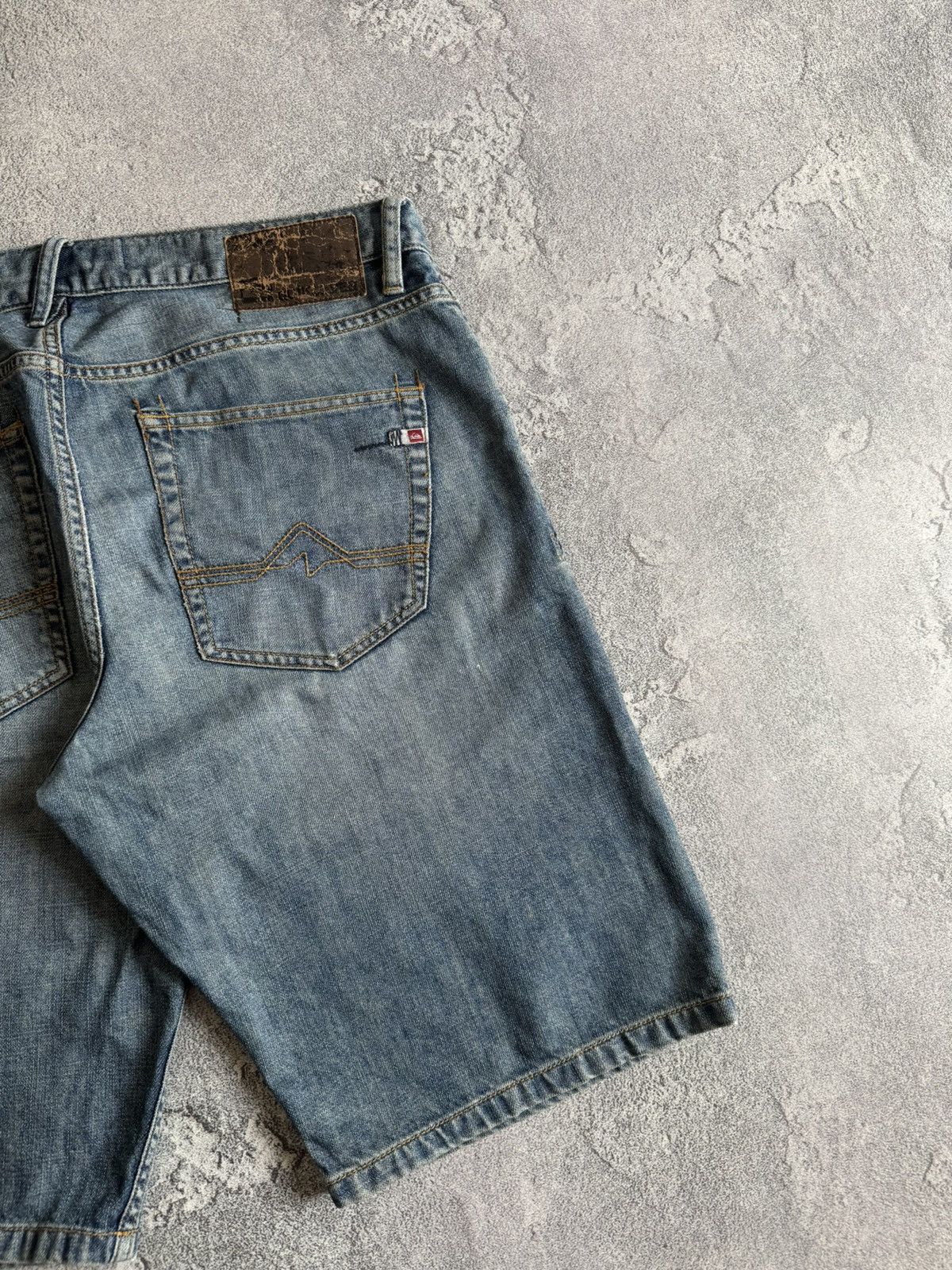 Quicksilver Quiksilver 36 vintage denim shorts 🩳 surf style Y2K Size US 36 / EU 52 - 6 Thumbnail