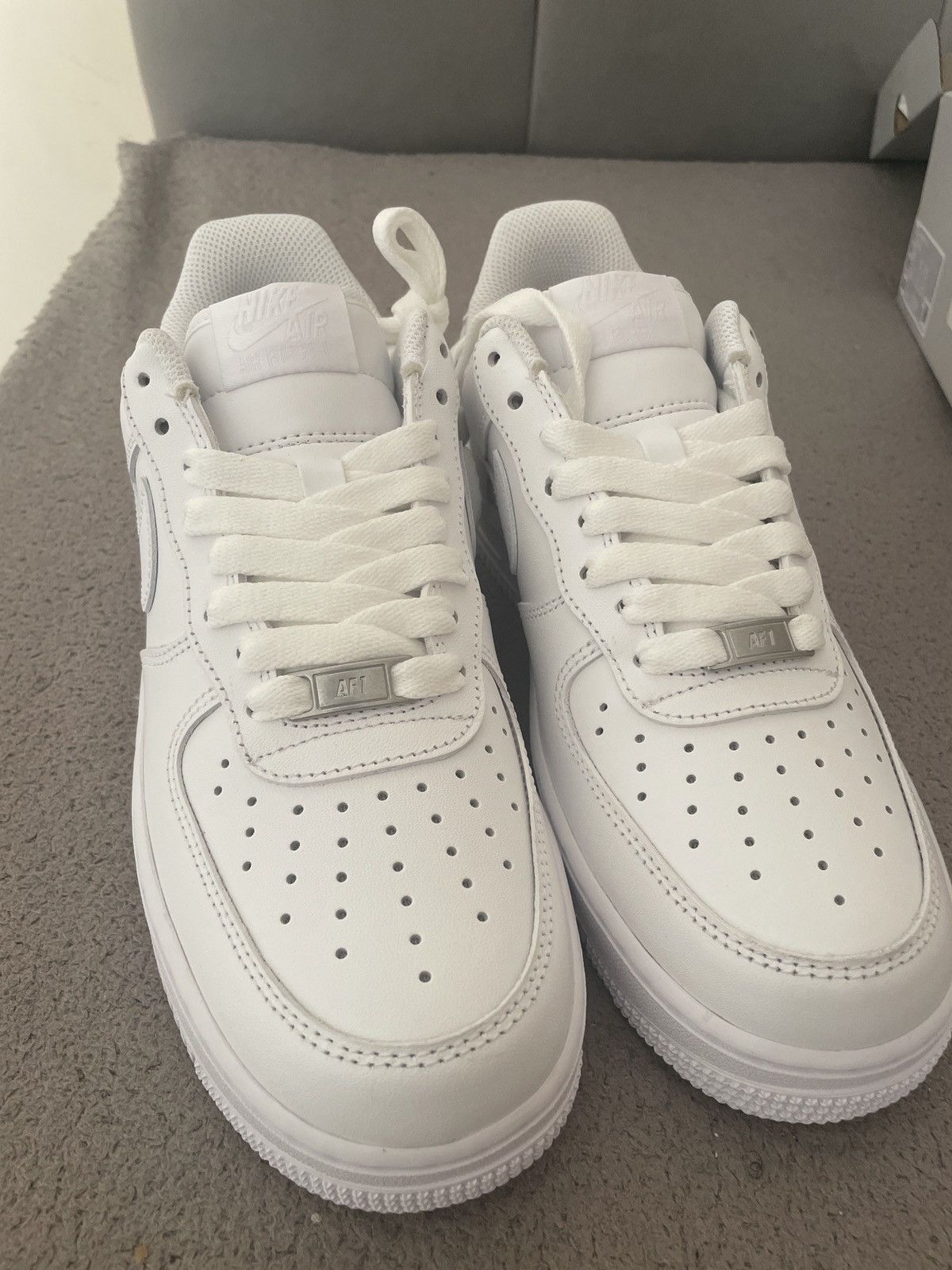 Nike Nike Air Force 1 (CW2288 111) Size US 7 / EU 40 - 3 Thumbnail