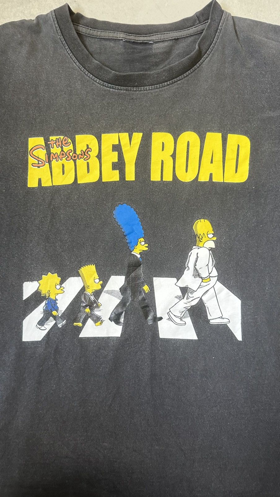 The Simpsons VINTAGE THE SIMPSONS ABBEY ROAD THE BEATLES TEE Size US M / EU 48-50 / 2 - 2 Thumbnail