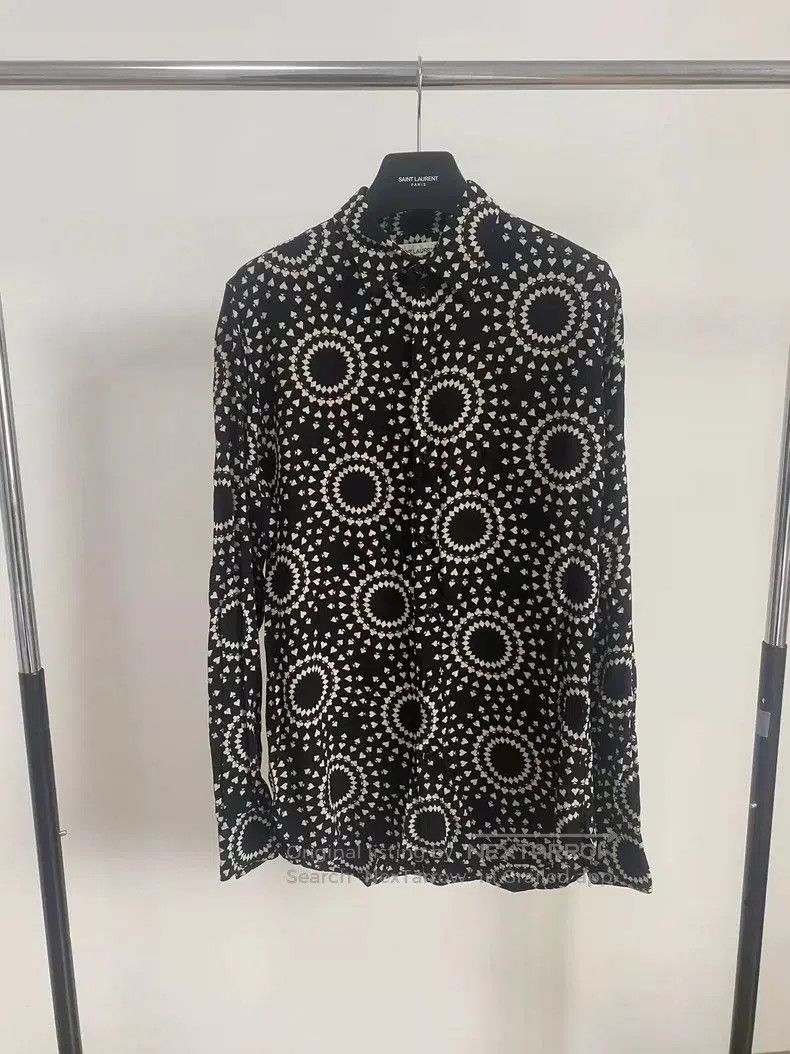 Saint Laurent Paris Saint Laurent Heart Poker Print Shirt. Size US M / EU 48-50 / 2 - 1 Thumbnail