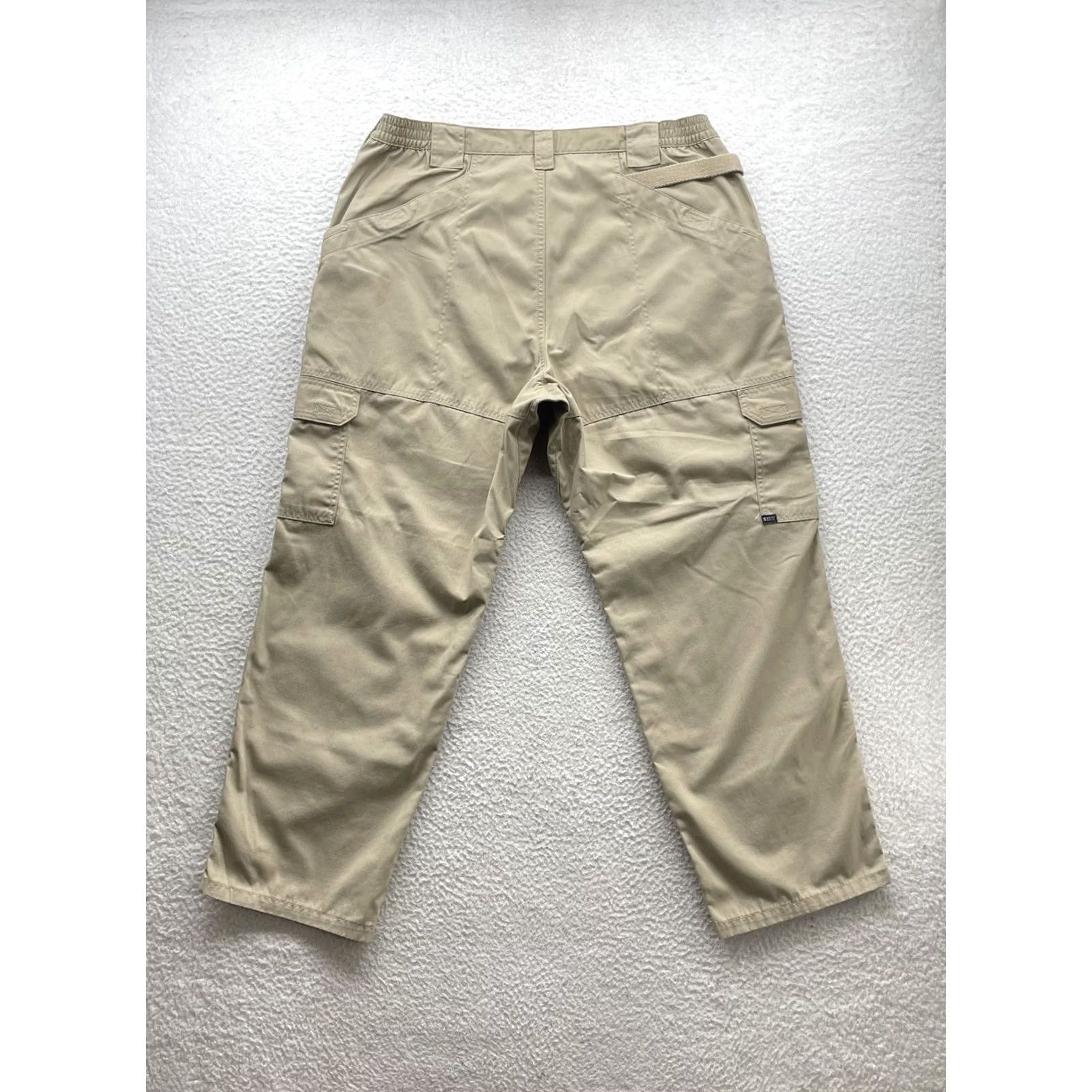 Vintage 5.11 Taclite Pro Cargo Pants Mens 40x30.5 Khaki Beige Cargo Pocket Trouser Regular Straight Pants Boys 40x32 Tag 40x32 - 5.11 Tactical Size US 40 / EU 56 - 6 Thumbnail