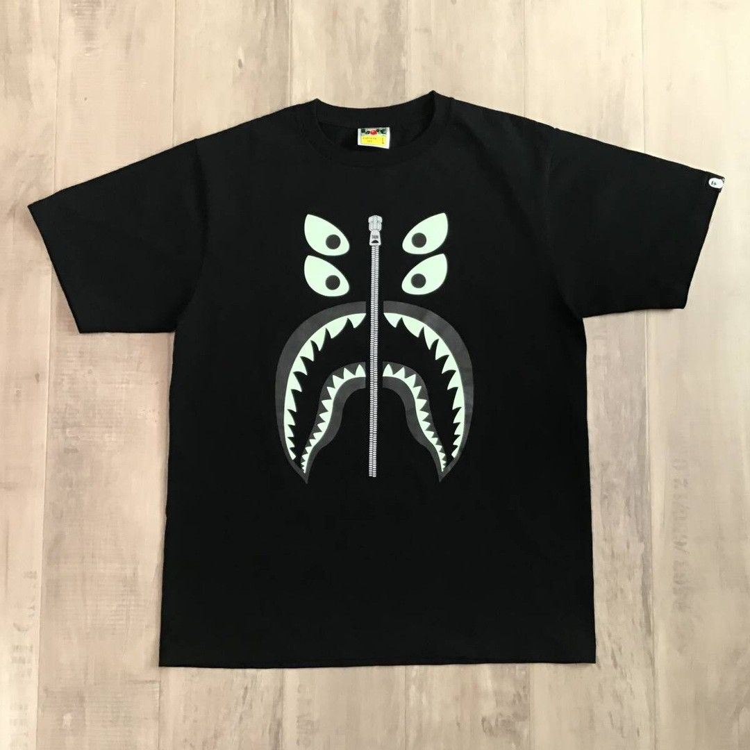 Bape × Bounty Hunter 💫Glow in the dark💫 BAPE × BOUNTY HUNTER MAD Shark T-shirt Size US L / EU 52-54 / 3 - 2 Thumbnail