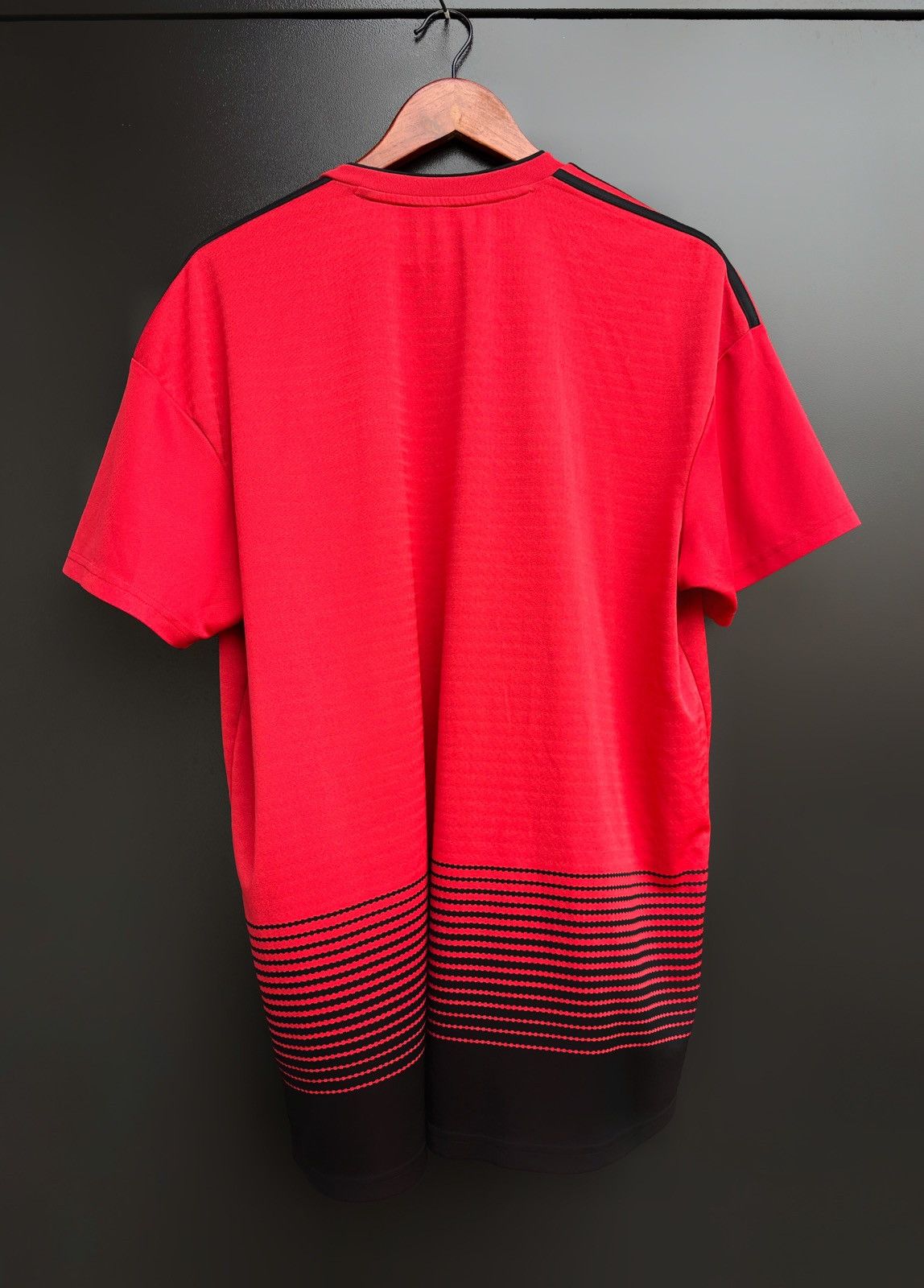 Adidas MANCHESTER UNITED 2018 2019 HOME FOOTBALL SHIRT KIT JERSEY Size US XL / EU 56 / 4 - 12 Thumbnail