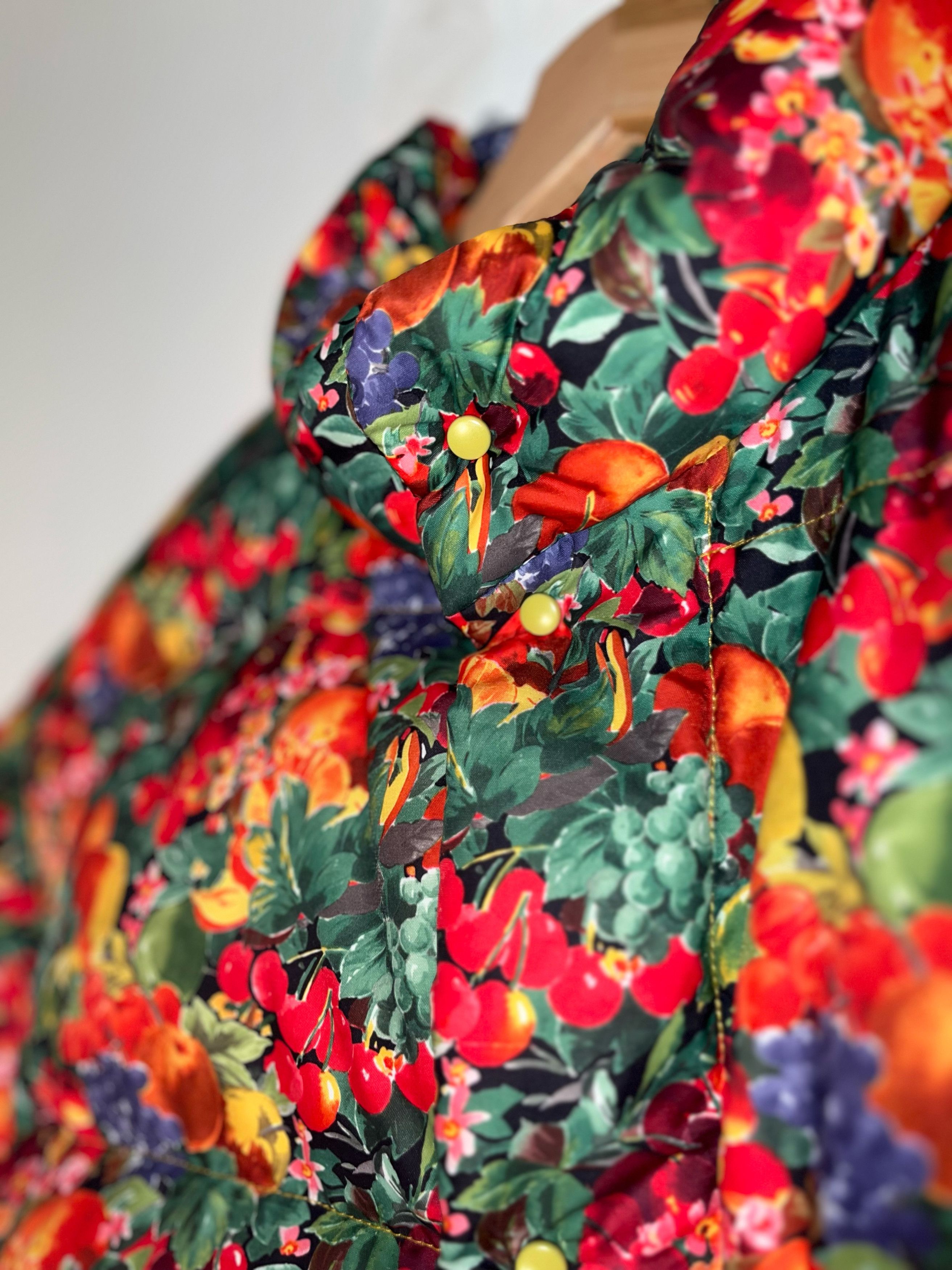 Moncler Moncler floral puffer jacket Size US M / EU 48-50 / 2 - 13 Thumbnail