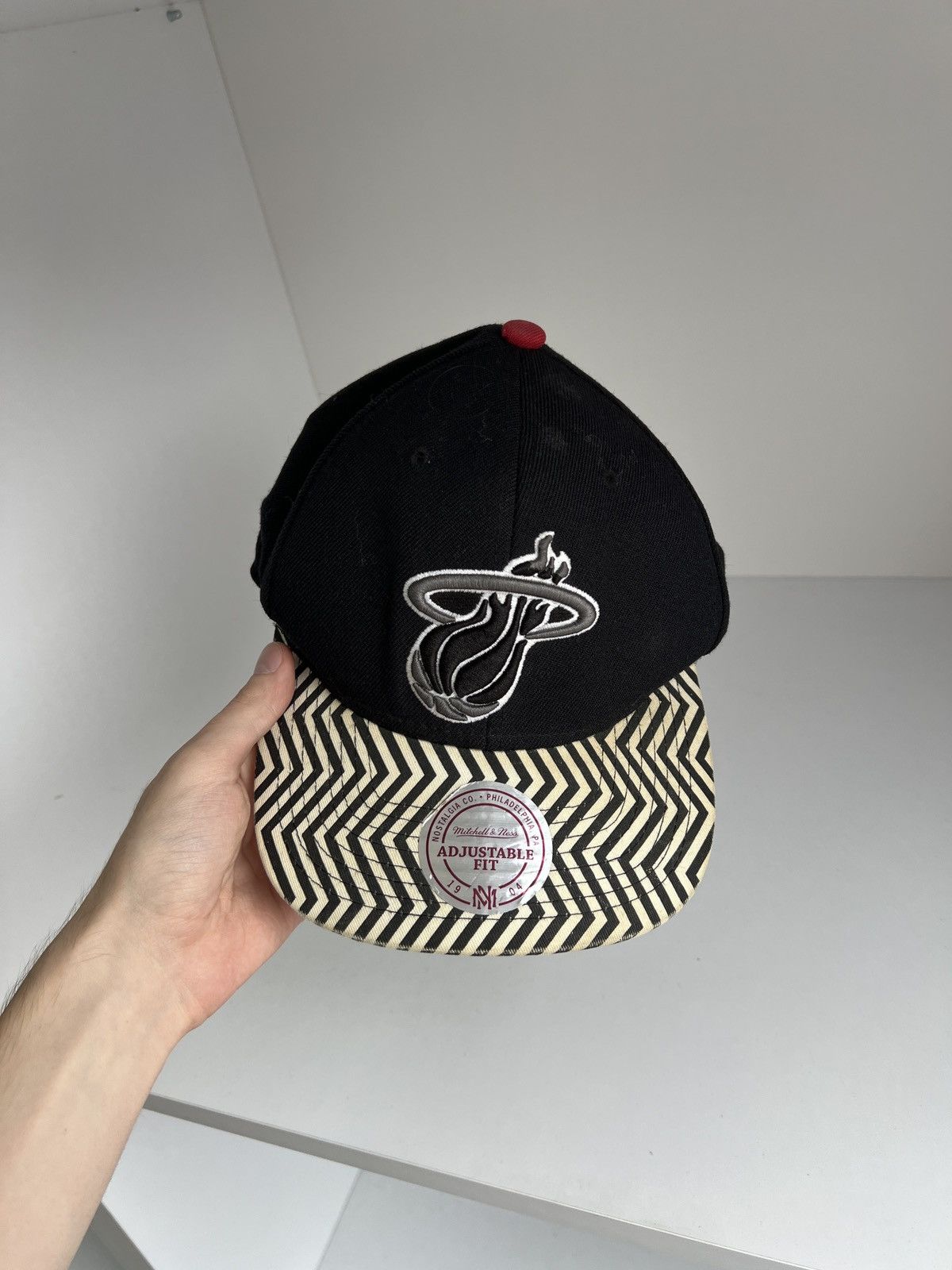 NBA × Vintage Vintage Mitchell Ness cap Size ONE SIZE - 5 Thumbnail