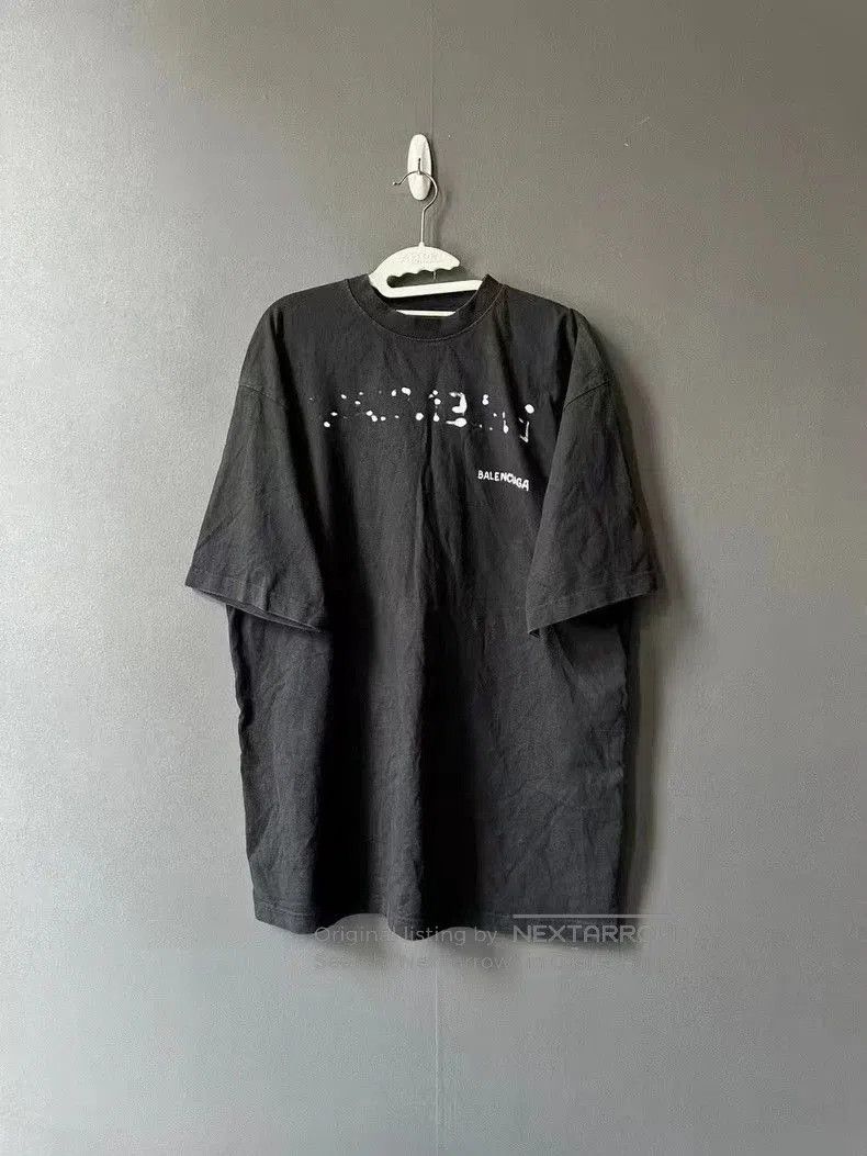 Balenciaga Balenciaga Graffiti Print Short Sleeve Tee. Size US S / EU 44-46 / 1 - 1 Thumbnail