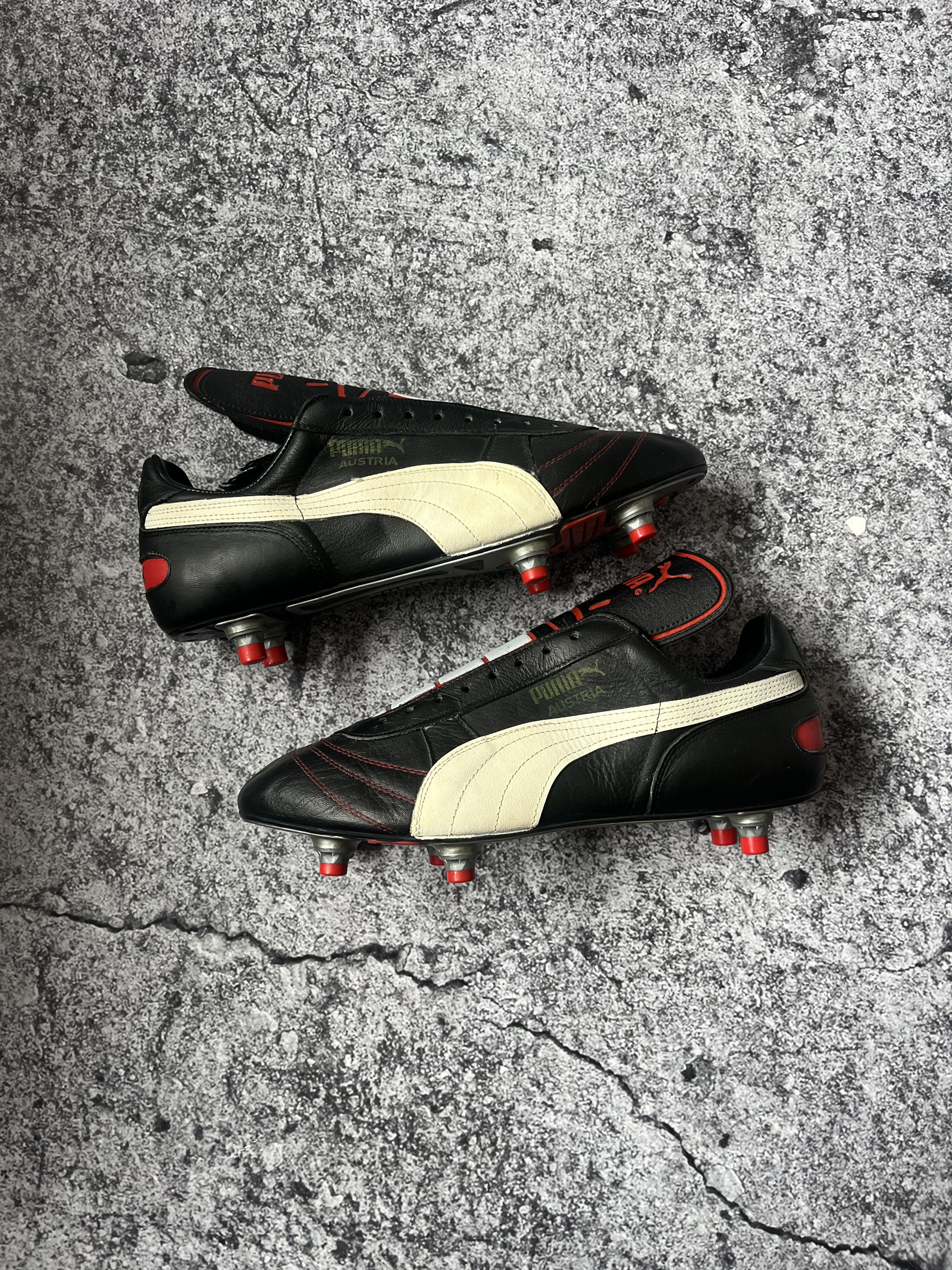 Puma Vintage leathers cleats Puma 90s 80s rare football soccer Size US 11 / EU 44 - 1 Thumbnail