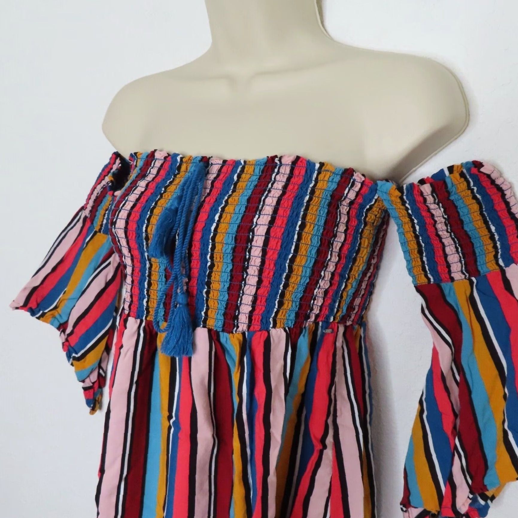 Guess GUESS Womens XS Off Shoulder Striped Sundress Smocked Multicolor Dress Sundress Size XS / US 0-2 / IT 36-38 - 4 Thumbnail