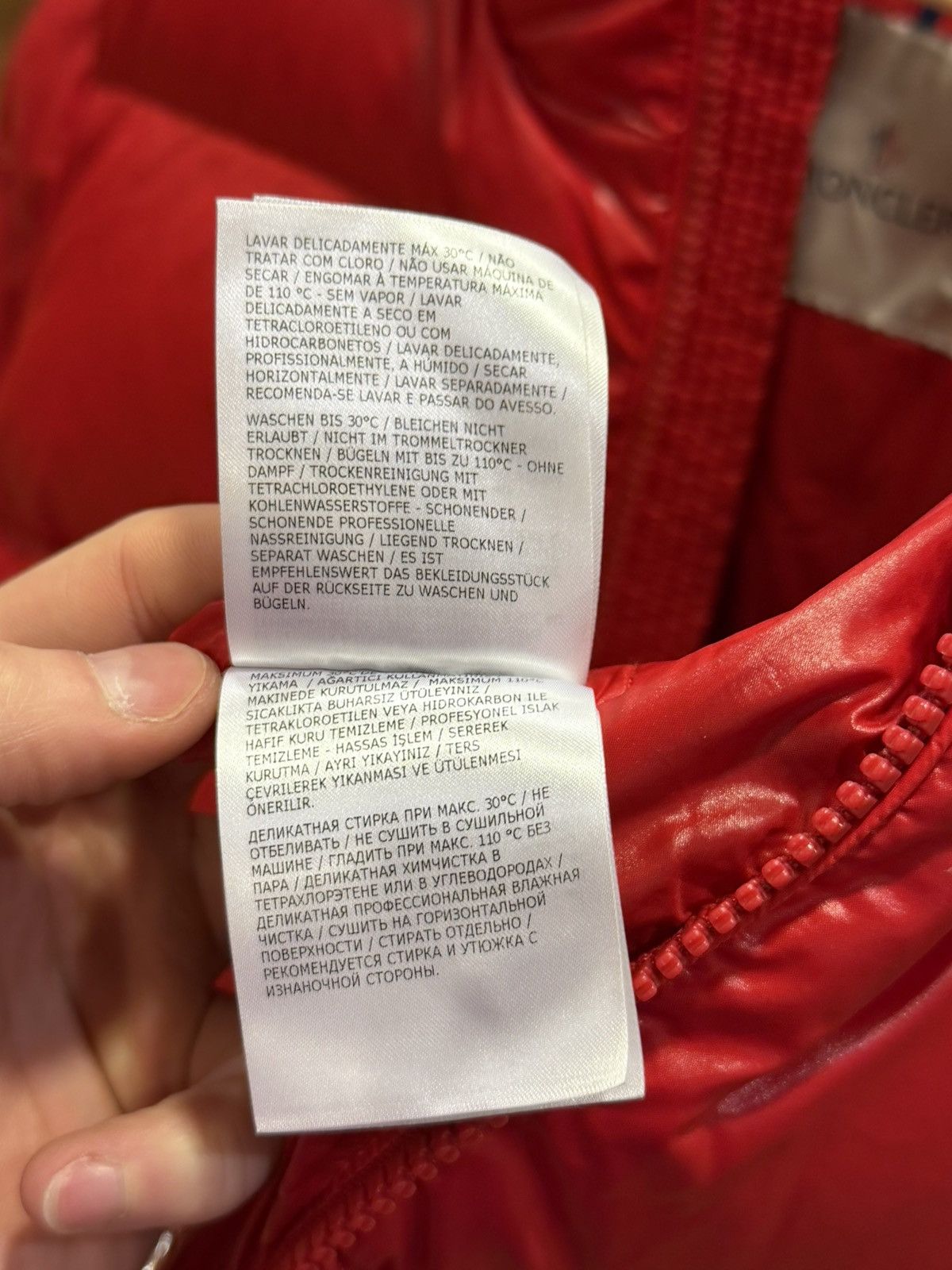 Moncler Moncler Ecrins Guibbotto Jacked - Red Size US XL / EU 56 / 4 - 12 Thumbnail