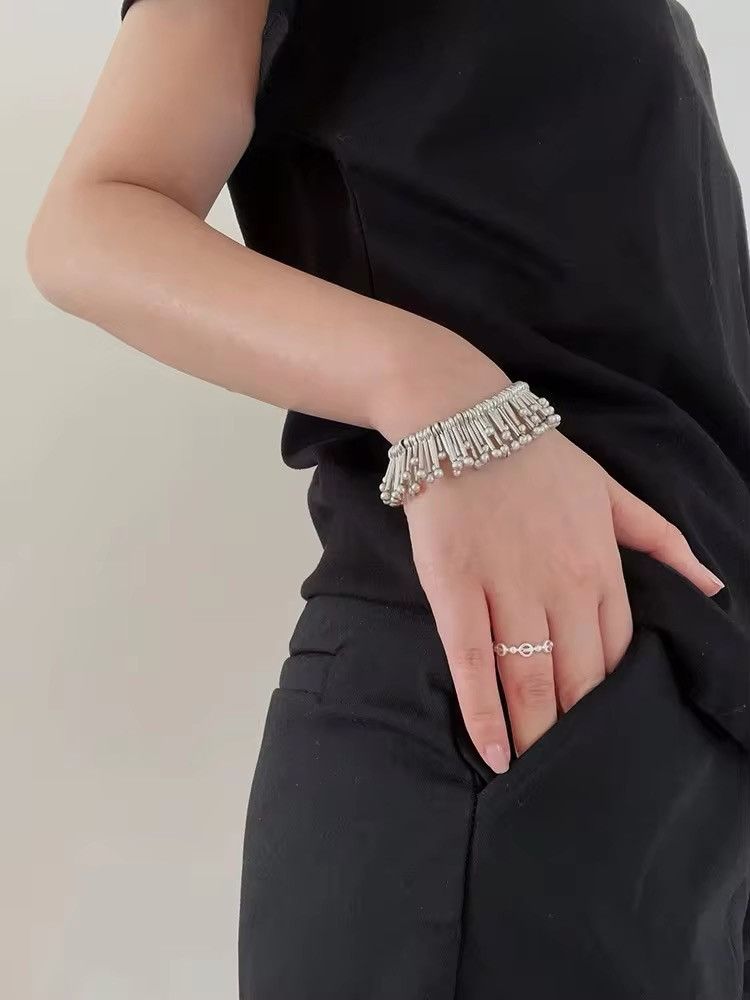 Japanese Brand × Jewelry Avant garde seaweed fringe bracelet chain aesthetic y2k Size ONE SIZE - 3 Thumbnail