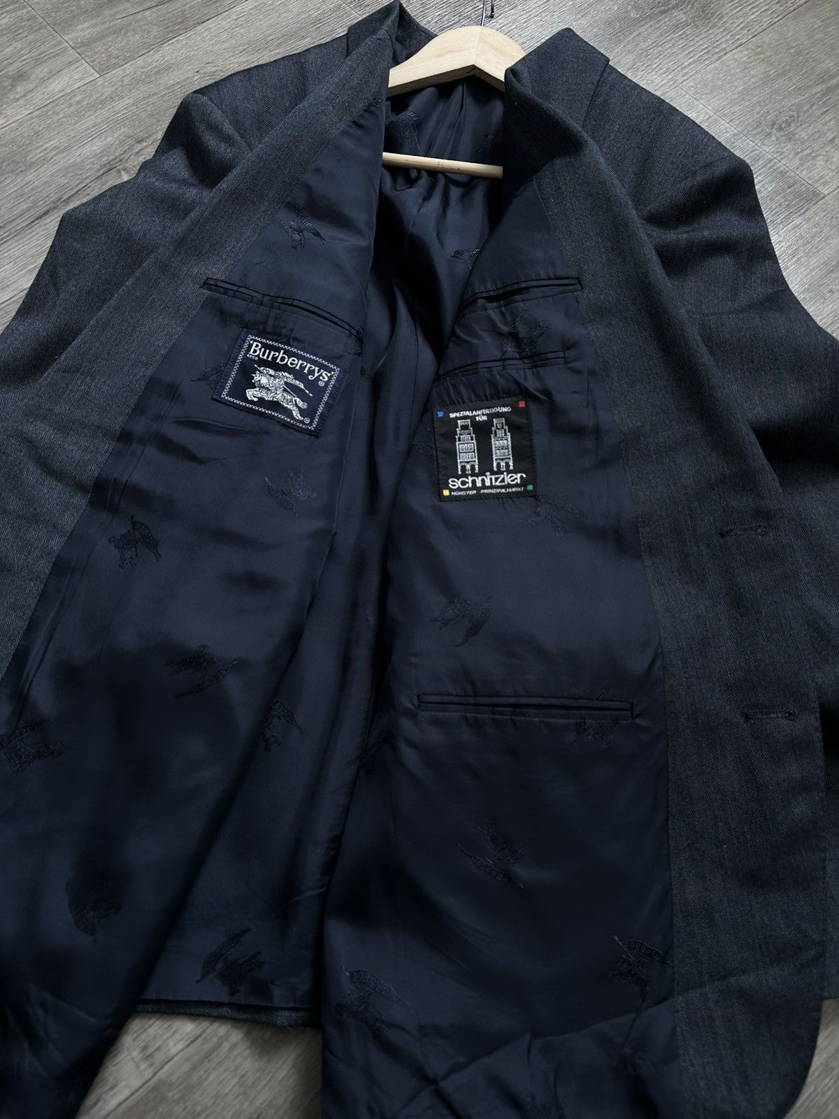 Burberry × Vintage 🫧Burberry’s Wool Blazer Vintage Size US XL / EU 56 / 4 - 6 Thumbnail