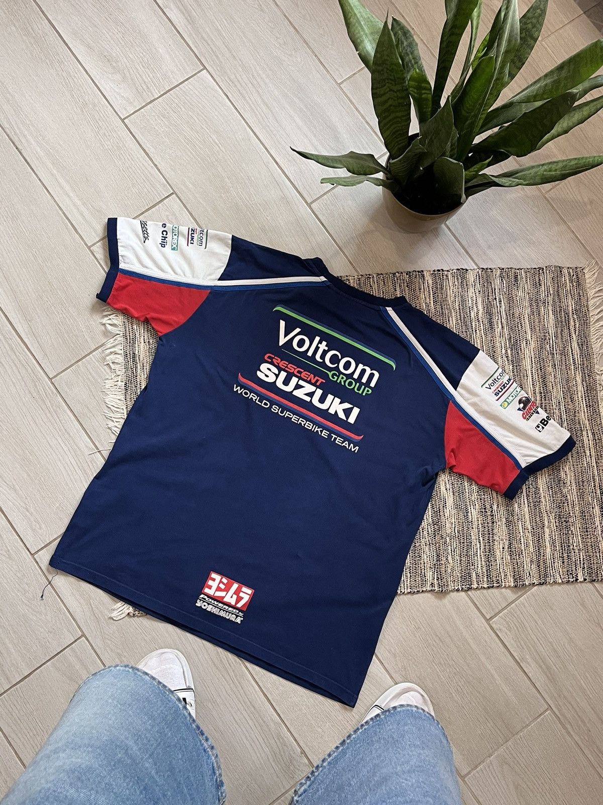 Vintage Vintage Suzuki Racing T-Shirt Motorcycle Japanese Logo Size US XXL / EU 58 / 5 - 2 Thumbnail