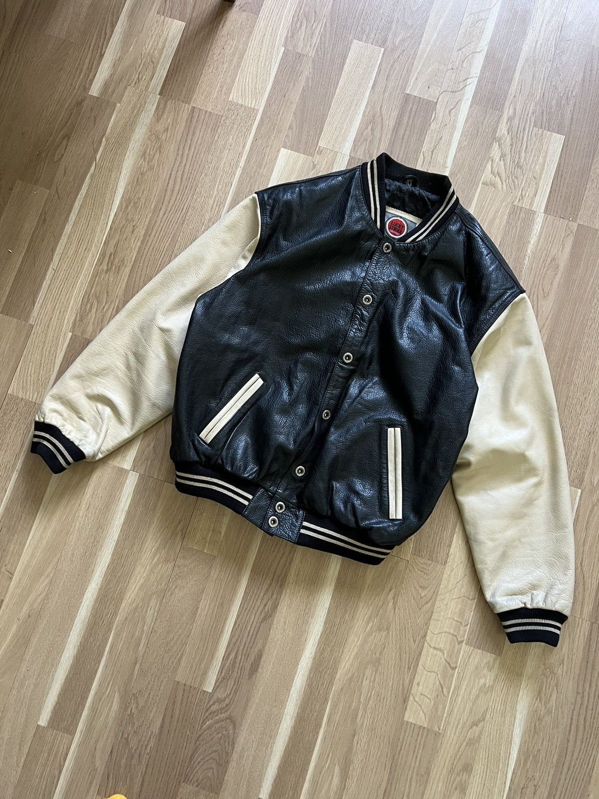 Vintage Vintage lucky strike leather bomber jacket baseball archive Size US L / EU 52-54 / 3 - 2 Thumbnail
