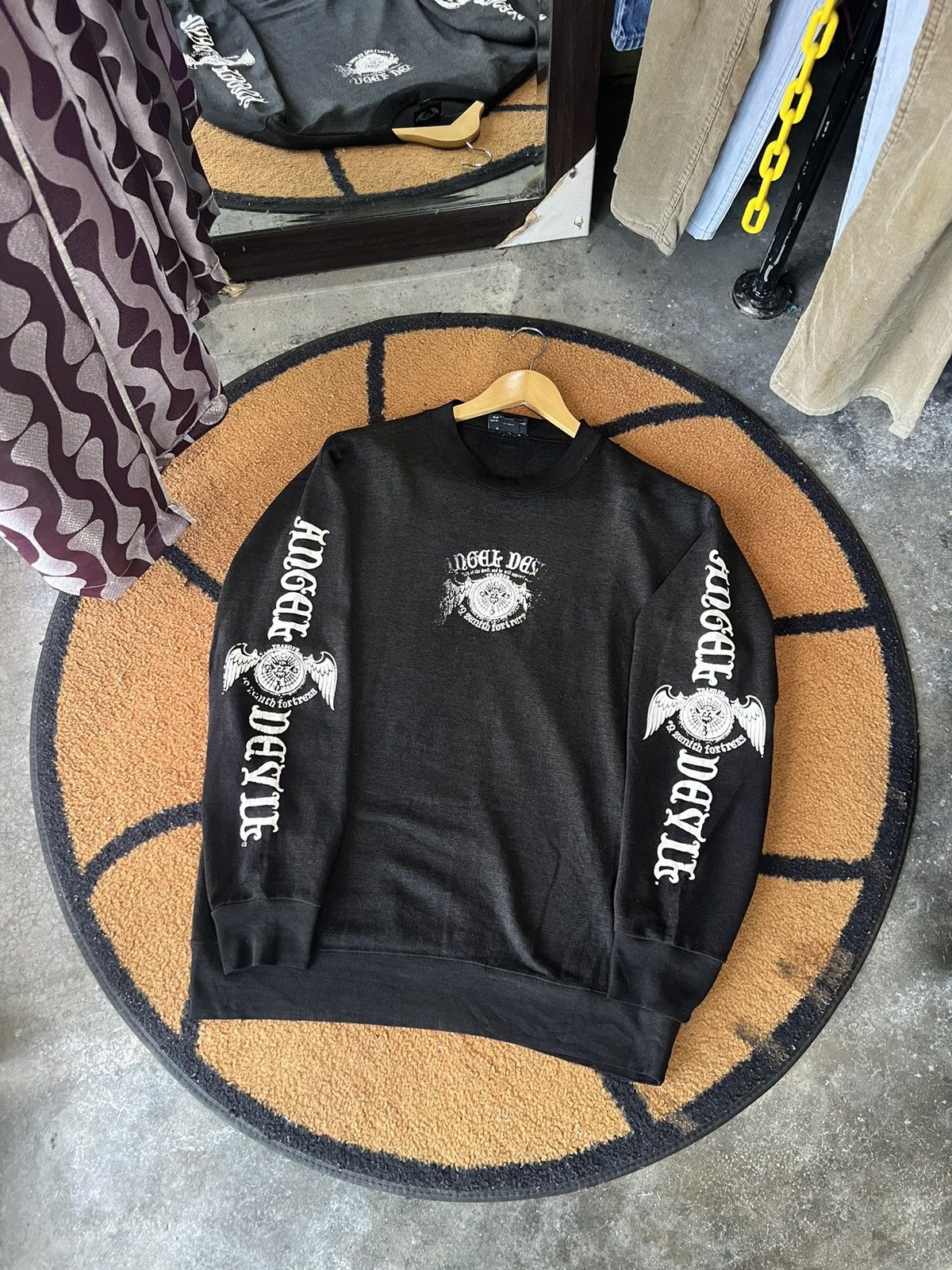 If Six Was Nine 🔥Vintage Angel Devil 9 Zenith Fortress Sweatshirt Size US M / EU 48-50 / 2 - 1 Thumbnail