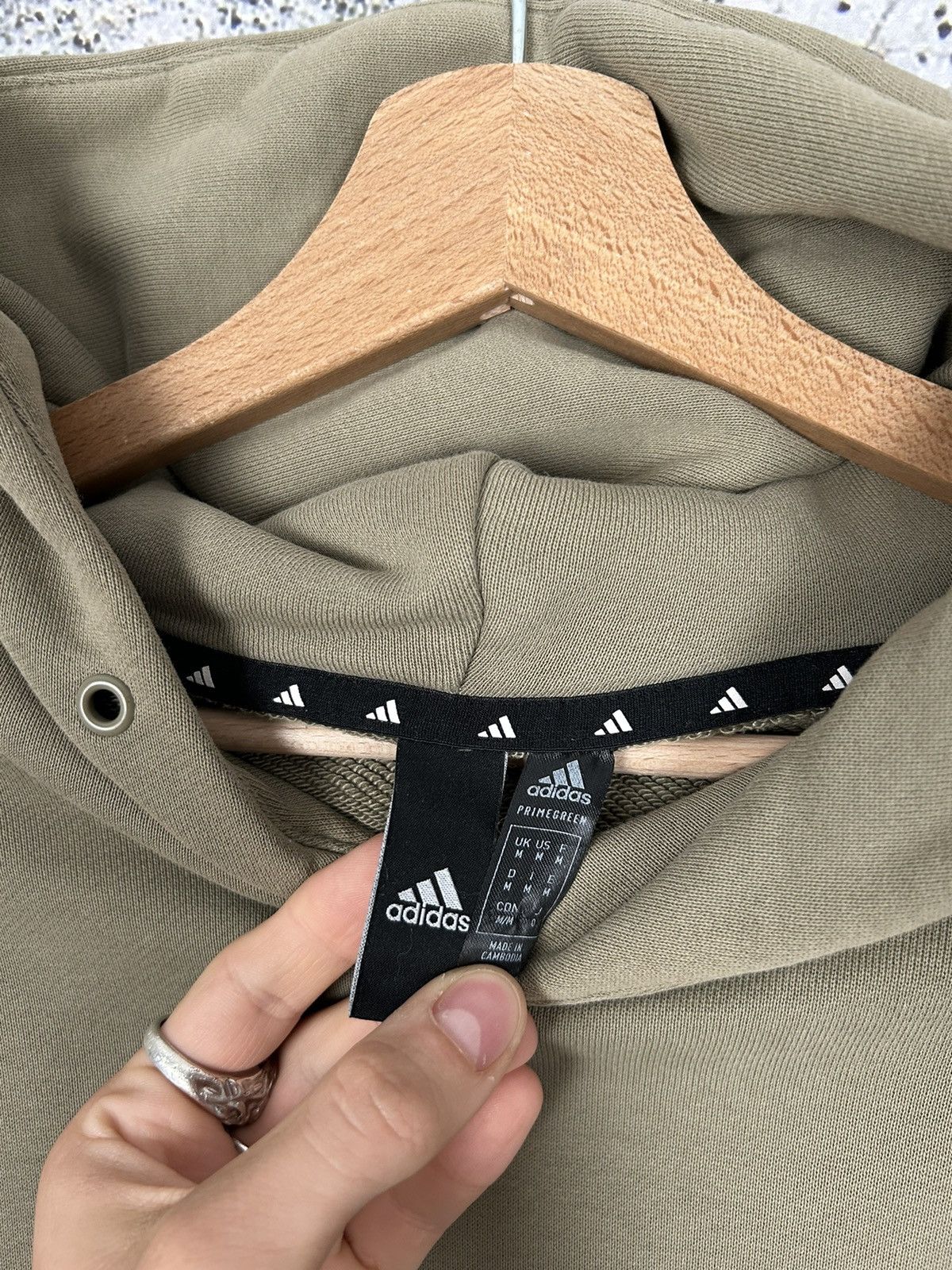 Adidas Adidas Center Logo Beige Hoodie Streetwear Sportswear Size US M / EU 48-50 / 2 - 6 Thumbnail