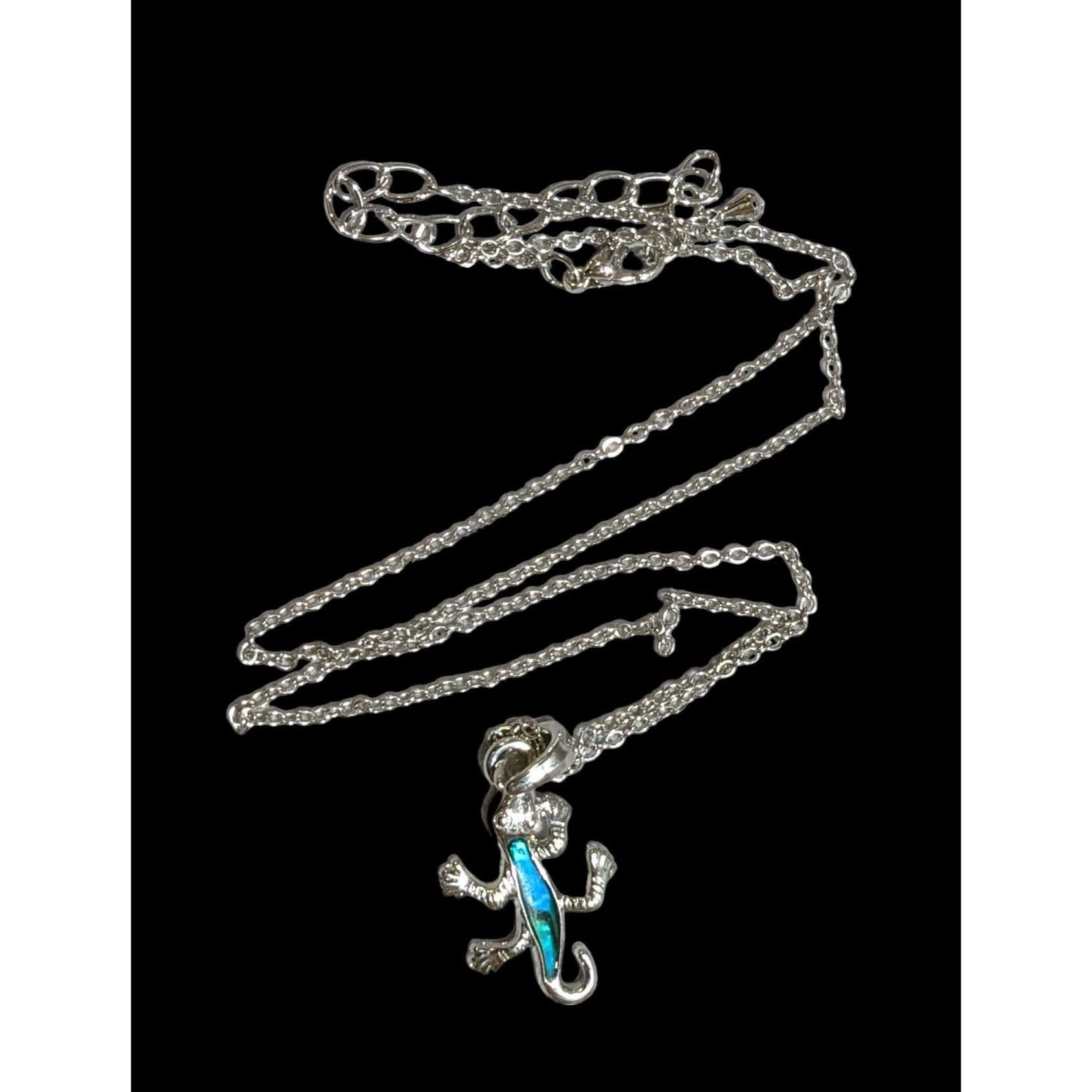 Other Vintage 90s Blue Shell Salamander NEcklace Size ONE SIZE - 1 Thumbnail
