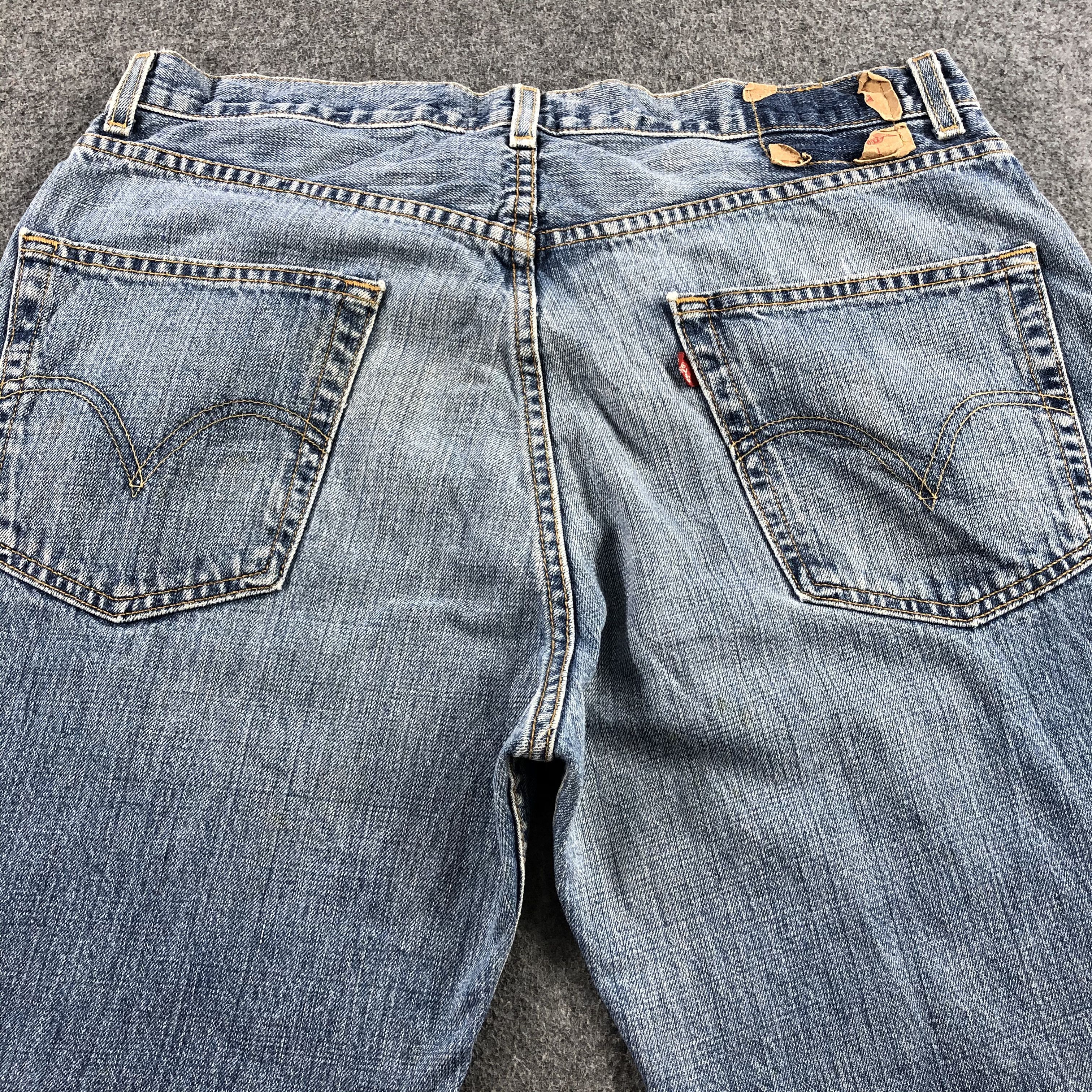 Levi's Vintage Blue Wash Levis 569 Jeans-J2286 Size US 35 - 4 Thumbnail