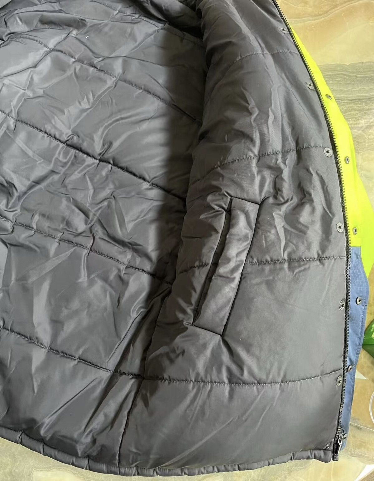 Balenciaga Balenciaga “Tomorrowland” Reversible Down Jacket Size US S / EU 44-46 / 1 - 9 Thumbnail