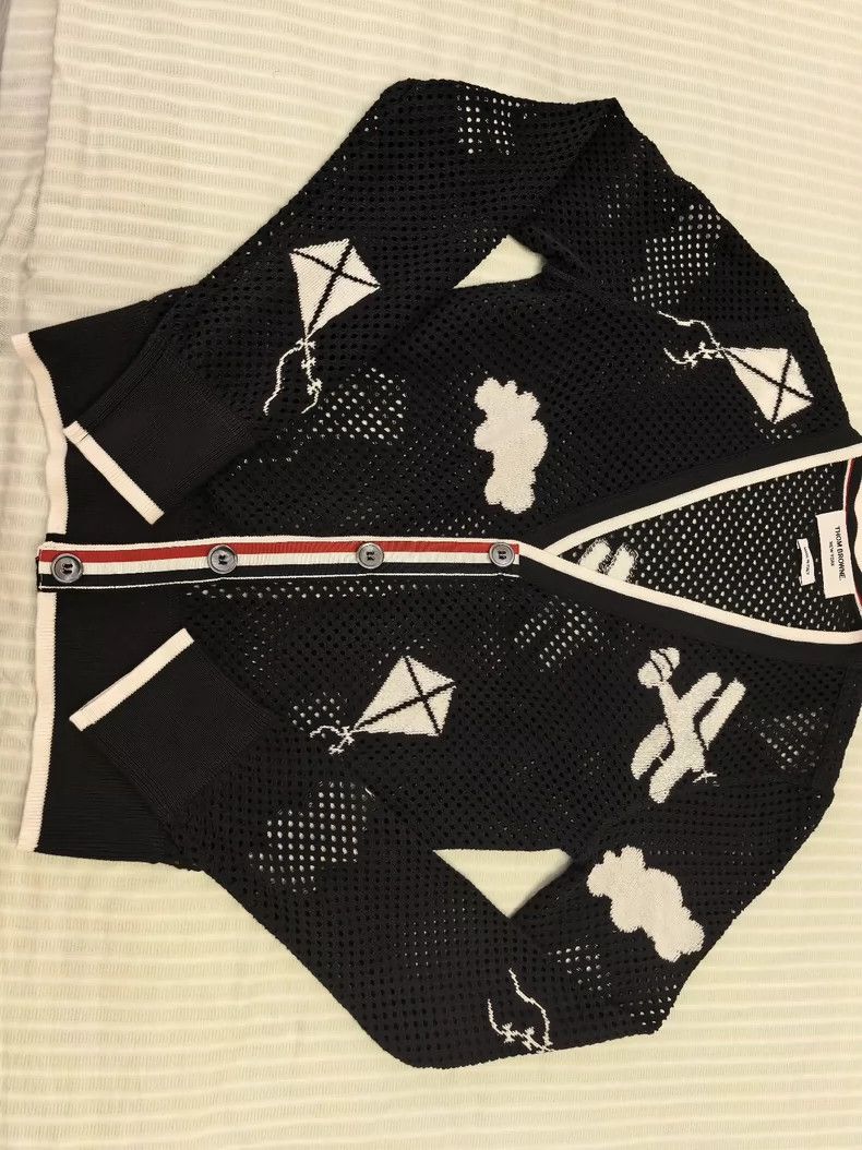 Thom Browne Thom Browne Gray kite embroidered knit sweater Size XS / US 0-2 / IT 36-38 - 1 Thumbnail