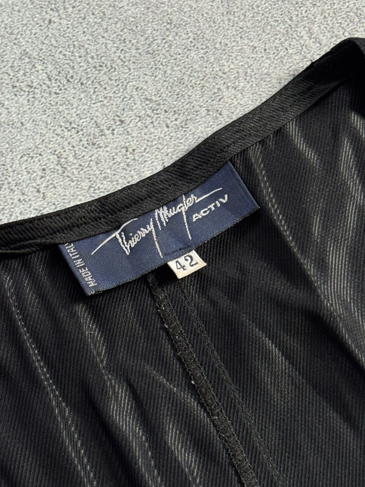 Thierry Mugler Thierry Mugler 42size retro vintage dress 👗 full zip Size M / US 6-8 / IT 42-44 - 6 Thumbnail
