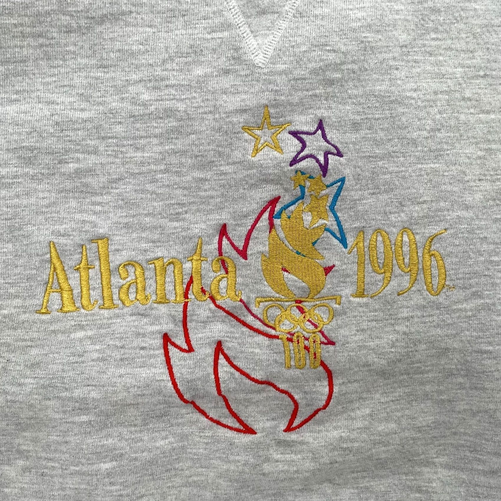 Champion VINTAGE Champion Pullover Sweater Shirt Women’s Medium Gray 1996 Olympics 90s Embroidered Logo - Cotton Blend Fleece Casual Size M / US 6-8 / IT 42-44 - 3 Thumbnail