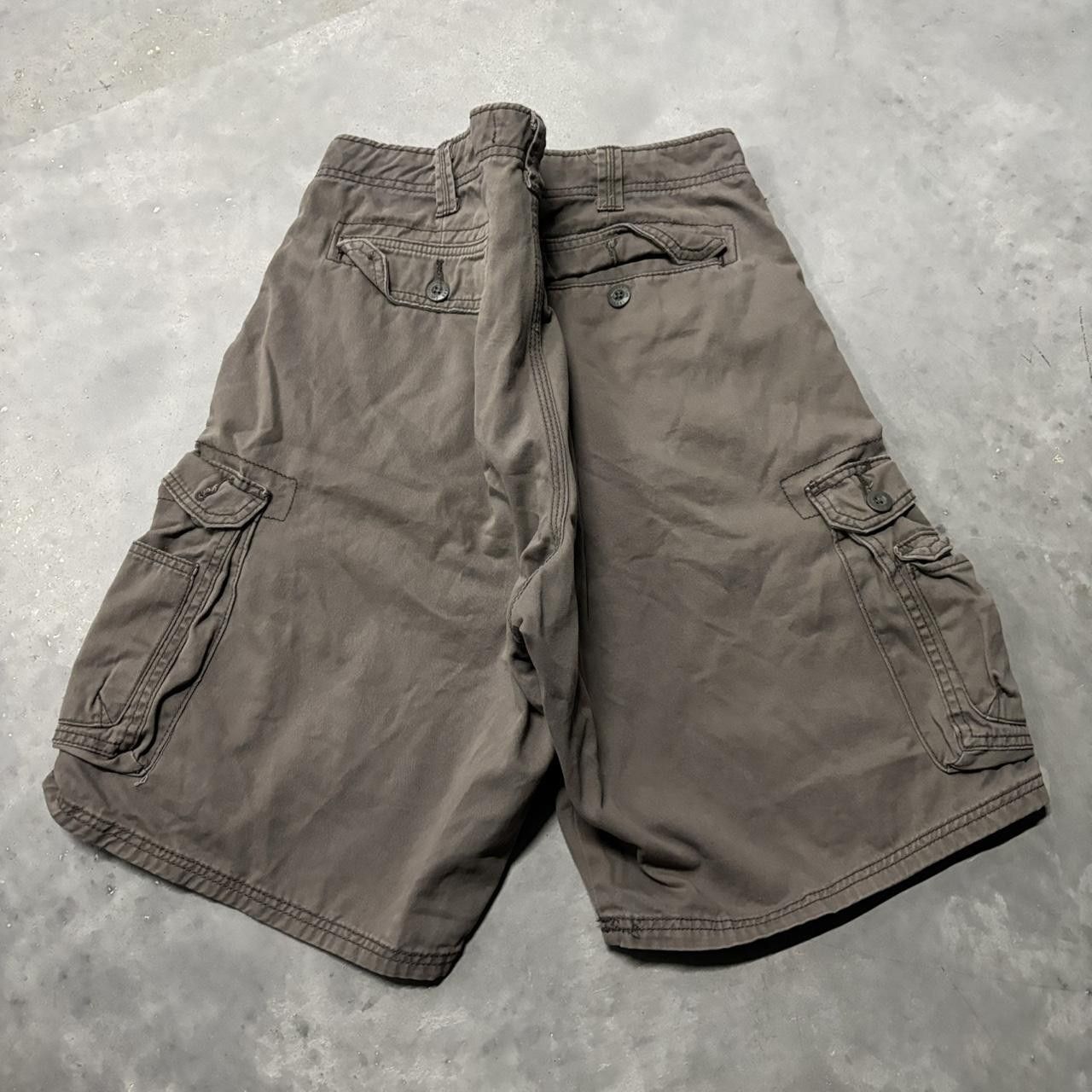 Japanese Brand × Vintage Crazy Vintage Y2K/2000s Baggy Faded Brown Skater Cargo Shorts! Size US 38 / EU 54 - 5 Thumbnail