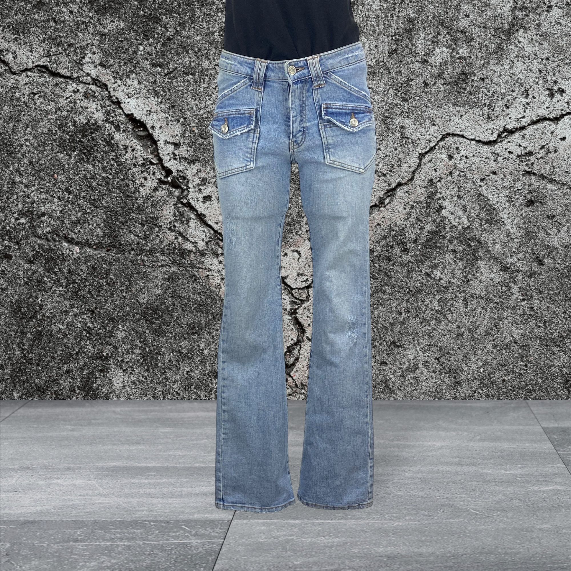 Japanese Brand Y2K Low Rise Flare Japanese Bootcut Light Wash Women Jeans Size 24" / US 00 / IT 34 - 1 Thumbnail