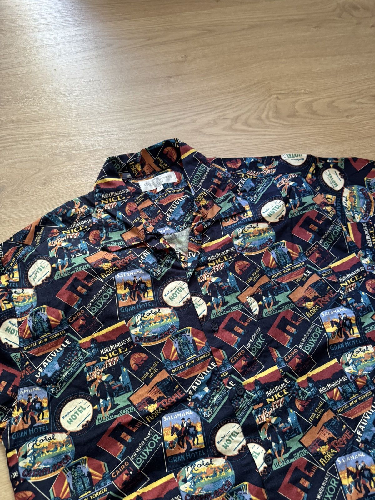 Vintage Vintage 90’s 1991 Mark&Spencer Hawaiian Shirt Size US L / EU 52-54 / 3 - 2 Thumbnail