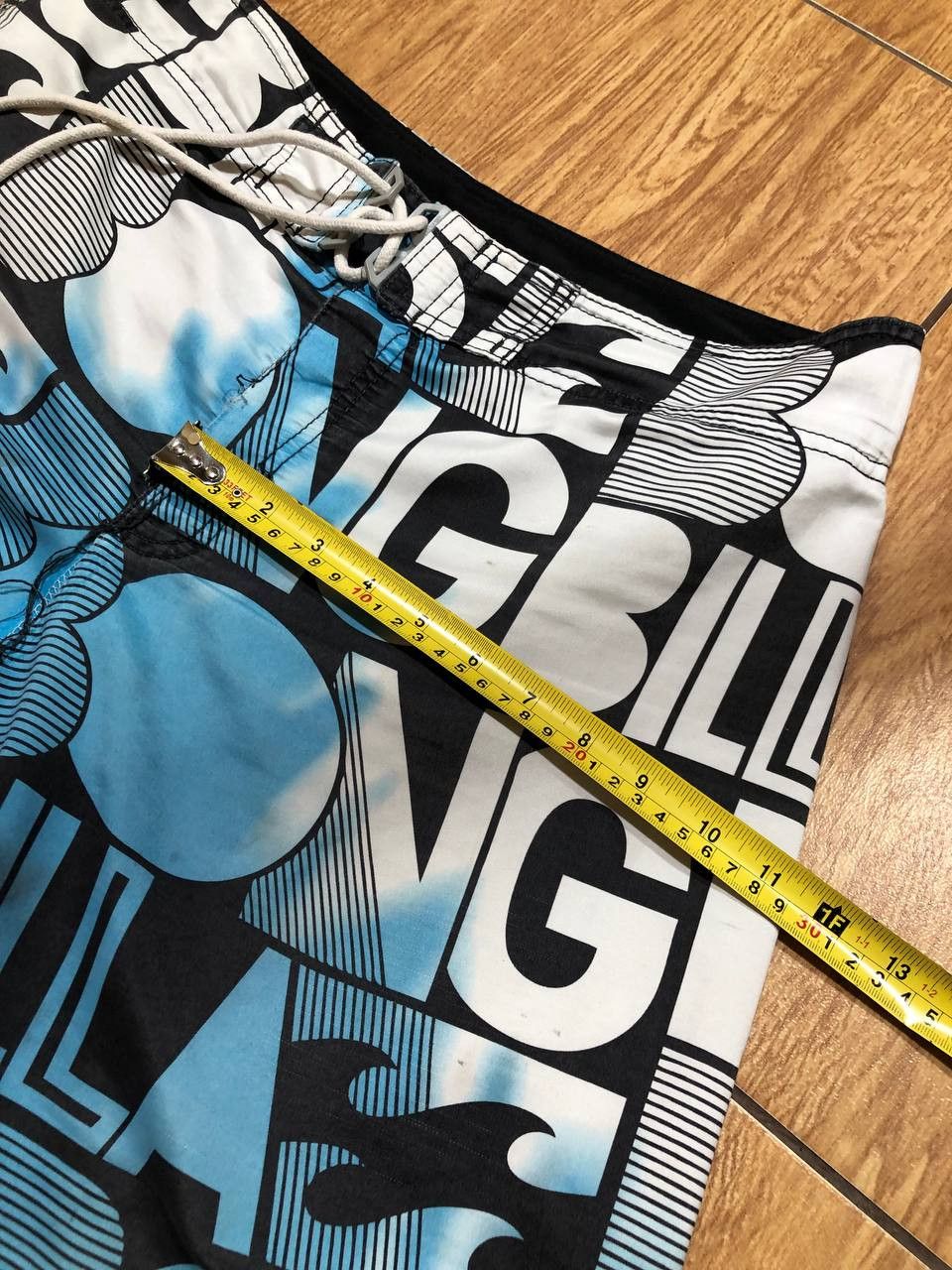 Billabong Billabong Swimwear Shorts Size 34 Casual Big Print Size US 34 / EU 50 - 9 Thumbnail