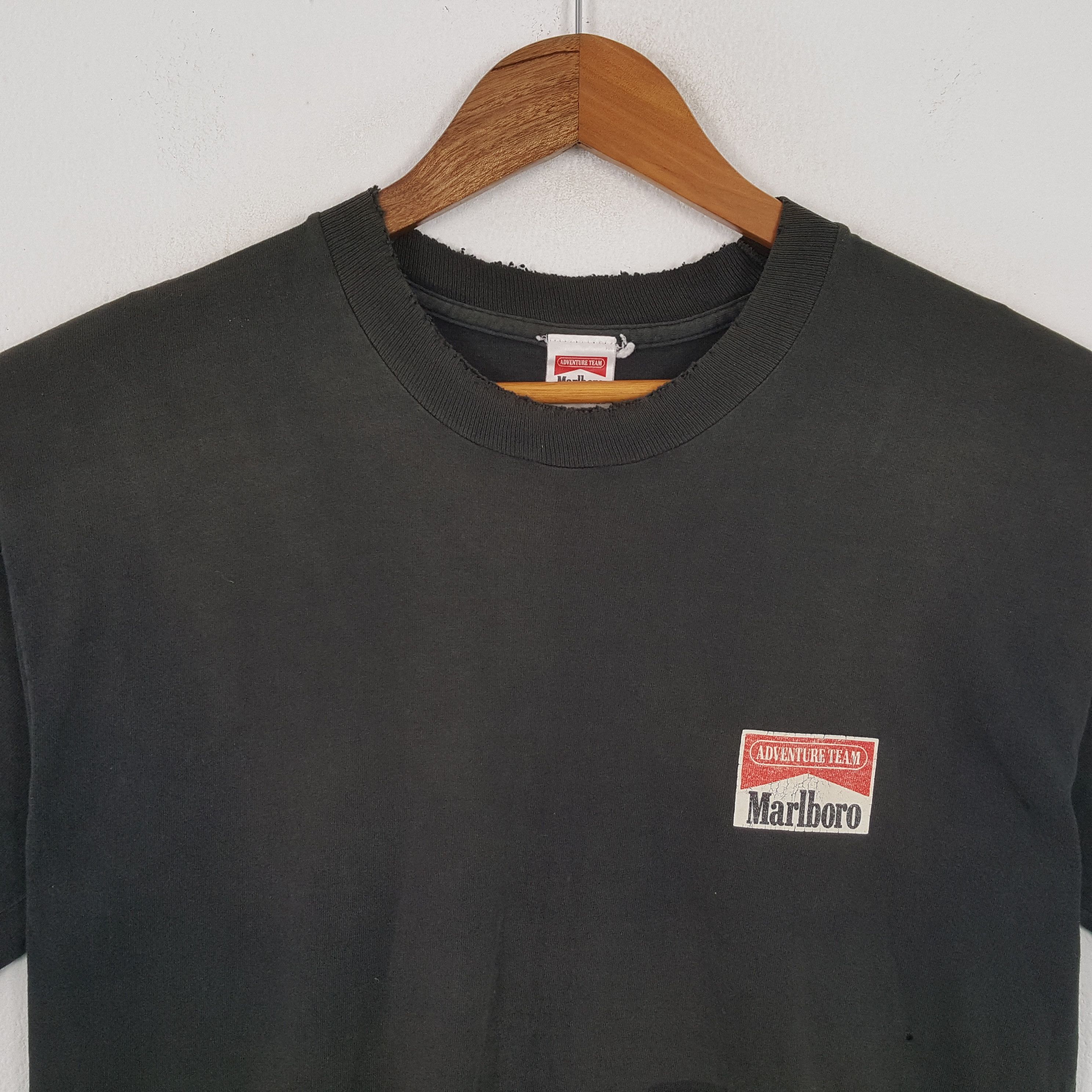 Marlboro × Vintage Vintage MARLBORO ADVENTURE TEAM Promo Distressed T-Shirt Size US L / EU 52-54 / 3 - 4 Thumbnail