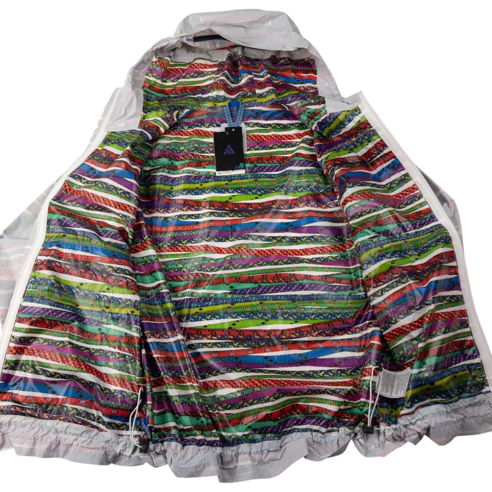 Nike Vintage Nike ACG Stormfit Zip Up Jacket Womens Size M Size M / US 6-8 / IT 42-44 - 5 Thumbnail