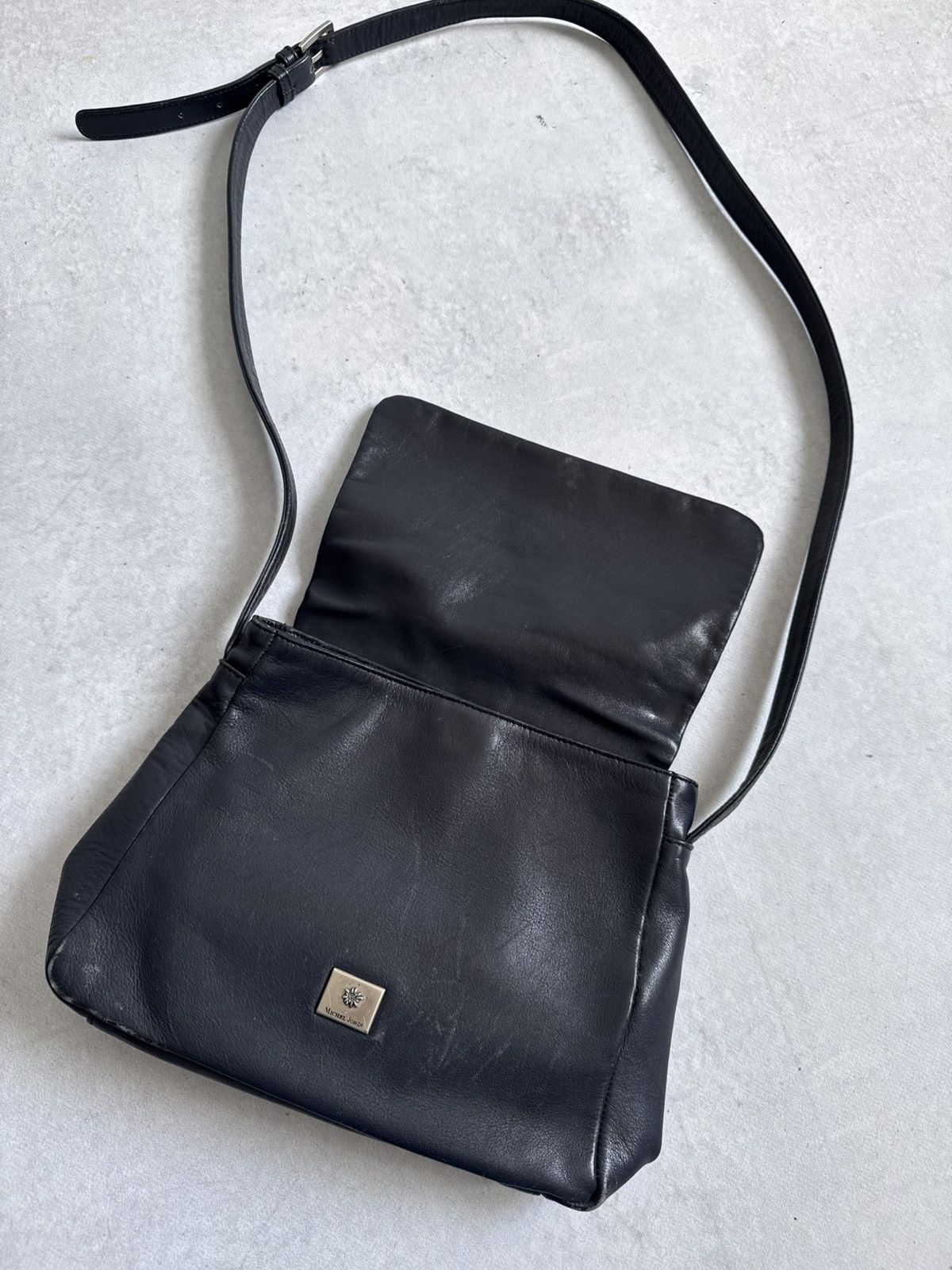 Other Michel Jordi Leather Vintage Switzerland Shoulder Bag Womens Size ONE SIZE - 3 Thumbnail