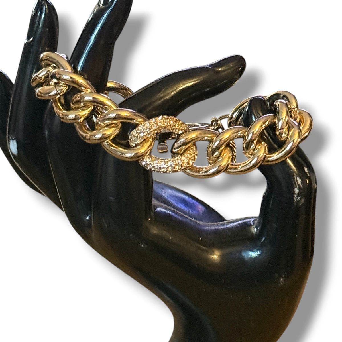 Victoria's Secret Victoria’s Secret gold tone curb link pave toggle bracelet Size ONE SIZE - 2 Thumbnail