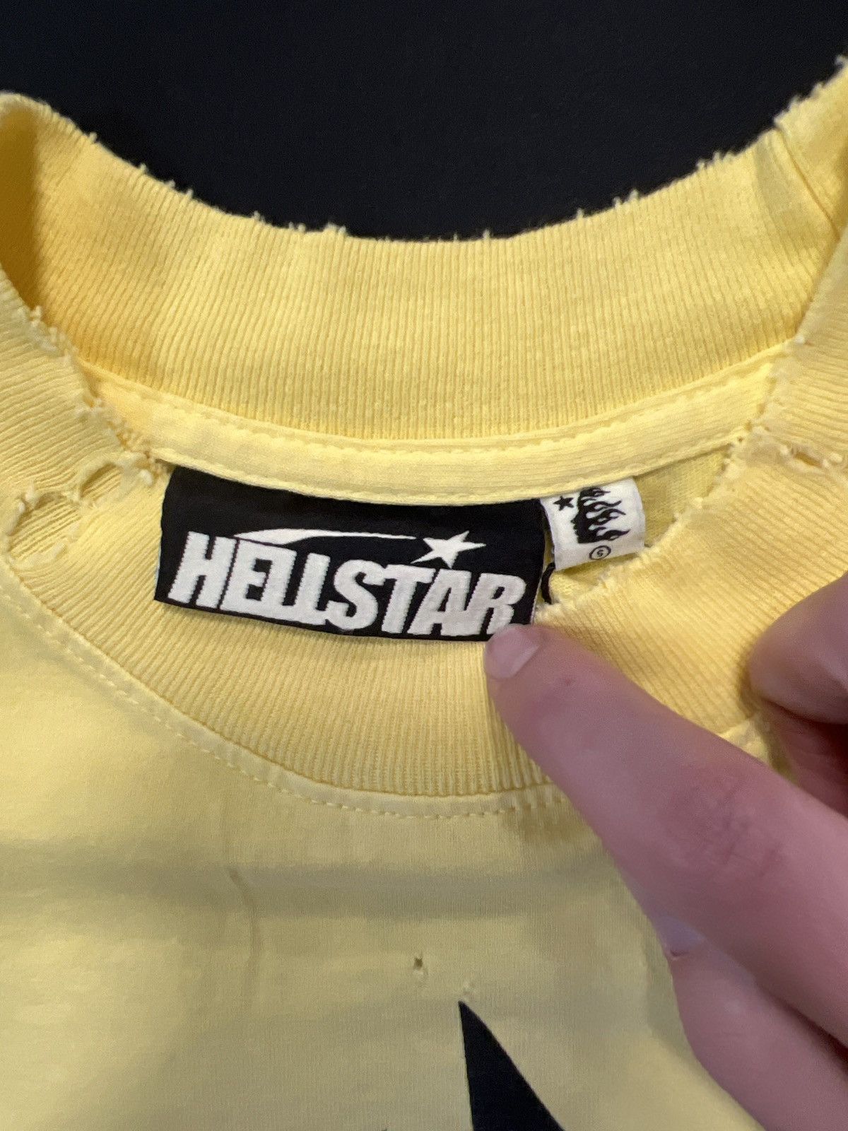 HELLSTAR Hellstar Crack Paint Yellow T-Shirt Size US S / EU 44-46 / 1 - 3 Thumbnail