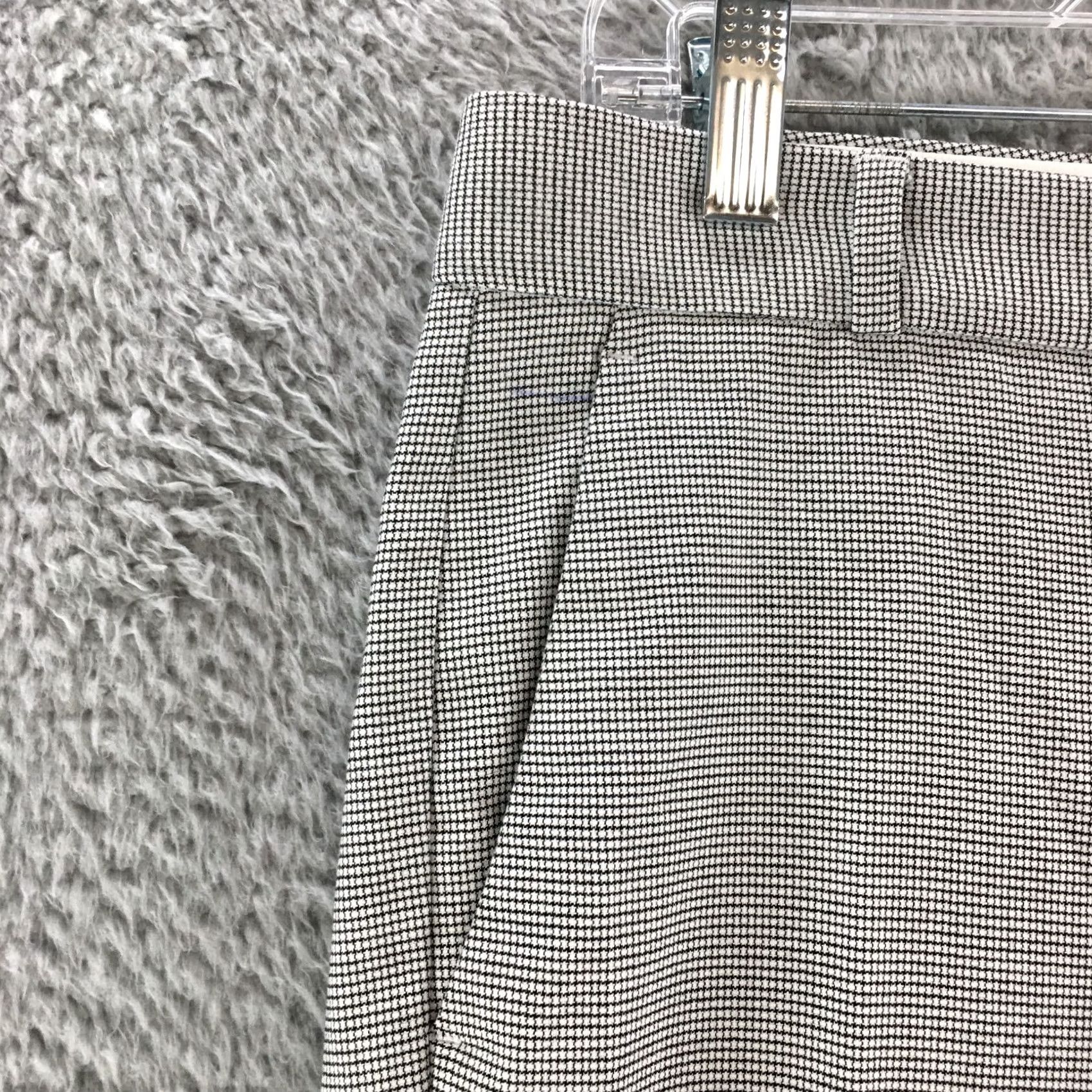 Banana Republic Banana Republic Logan Trouser Dress Pants Womens 2 Black White Mid Rise Casual Dress Pants Woman Regular Black White 2 Mens Womens Boys Girls Size 26" / US 2 / IT 38 - 3 Thumbnail