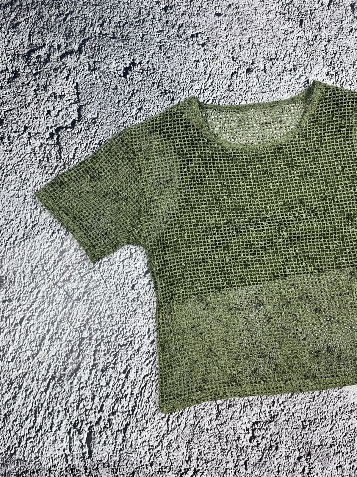 Vintage Cop Copine Style Vintage Y2k Mesh Fishnet Crop Top Tee Size S / US 4 / IT 40 - 2 Thumbnail