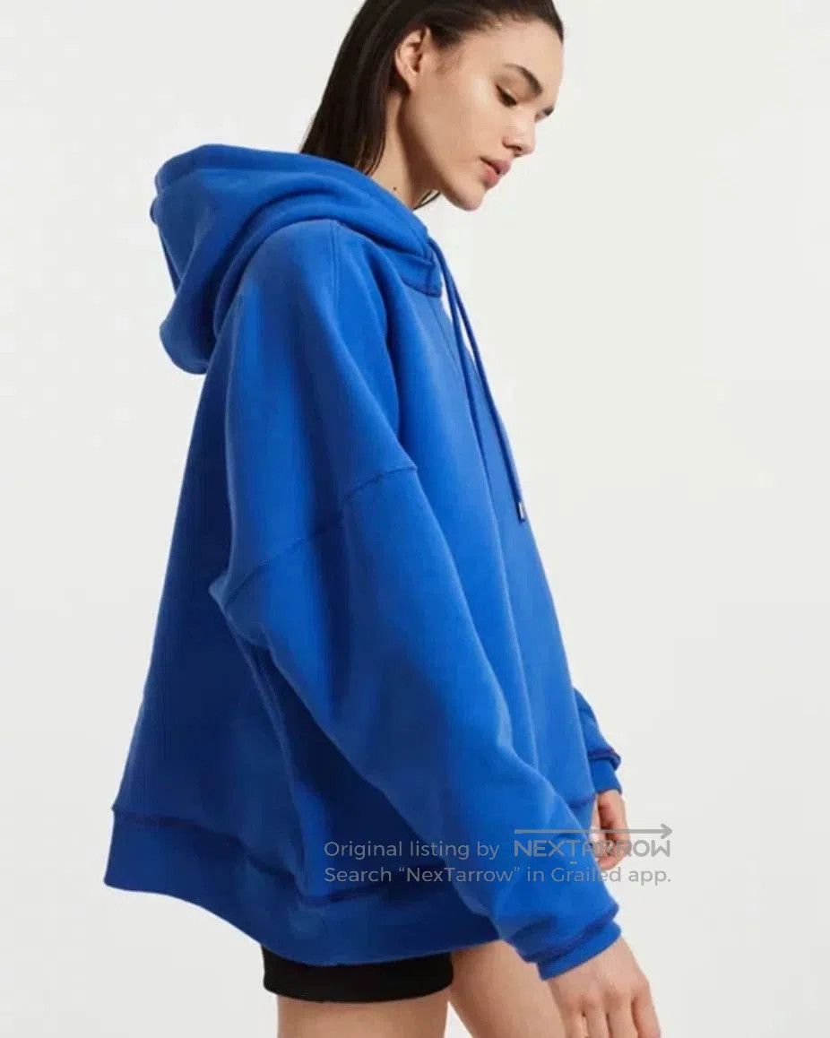 Calvin Klein Blue Oversized Hoodie with Drawstring Hood. Size US XL / EU 56 / 4 - 5 Thumbnail