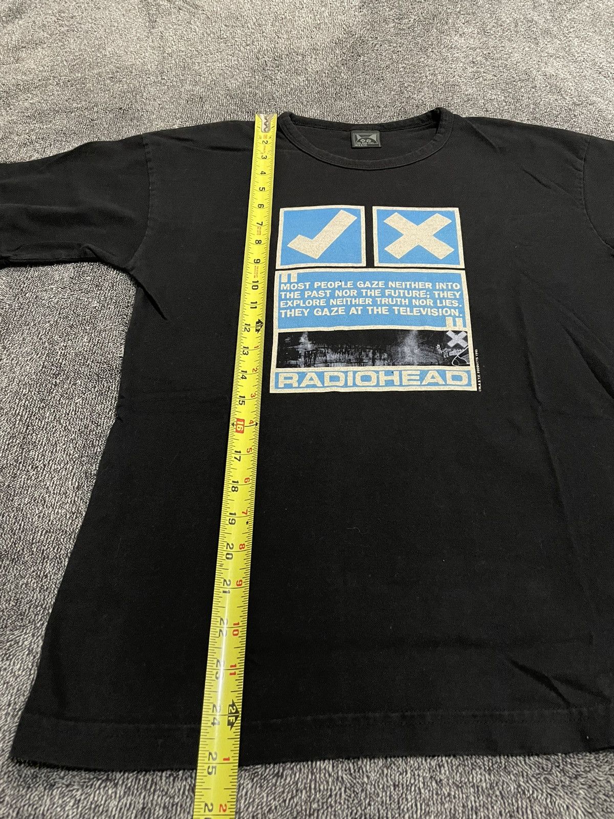 Band Tees Vintage 1999 RADIOHEAD OK Computer Double-Sided T-Shirt Tee Size US S / EU 44-46 / 1 - 11 Thumbnail