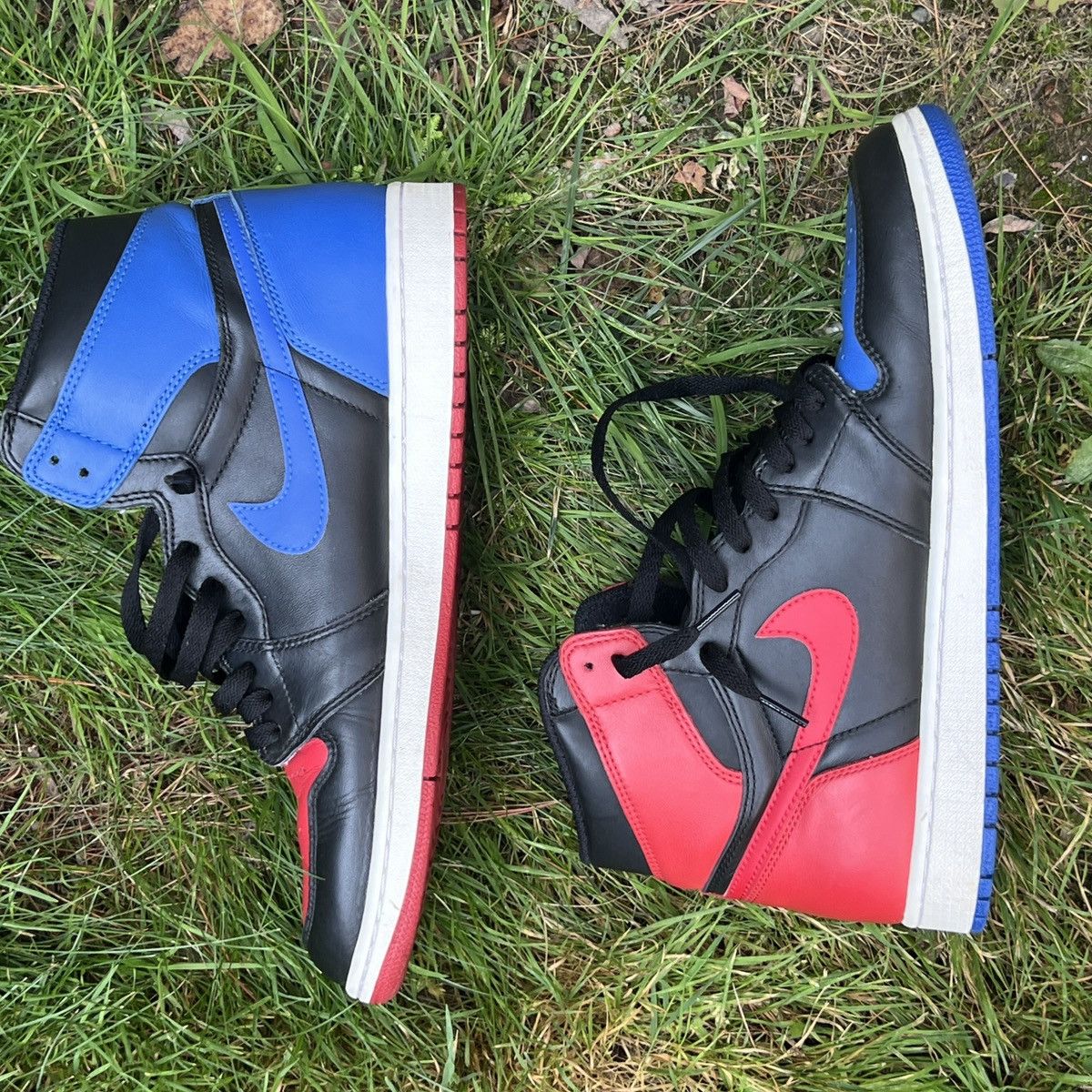 Jordan Brand Jordan 1 High Top 3 Size 11.5 Size US 11.5 / EU 44-45 - 4 Thumbnail