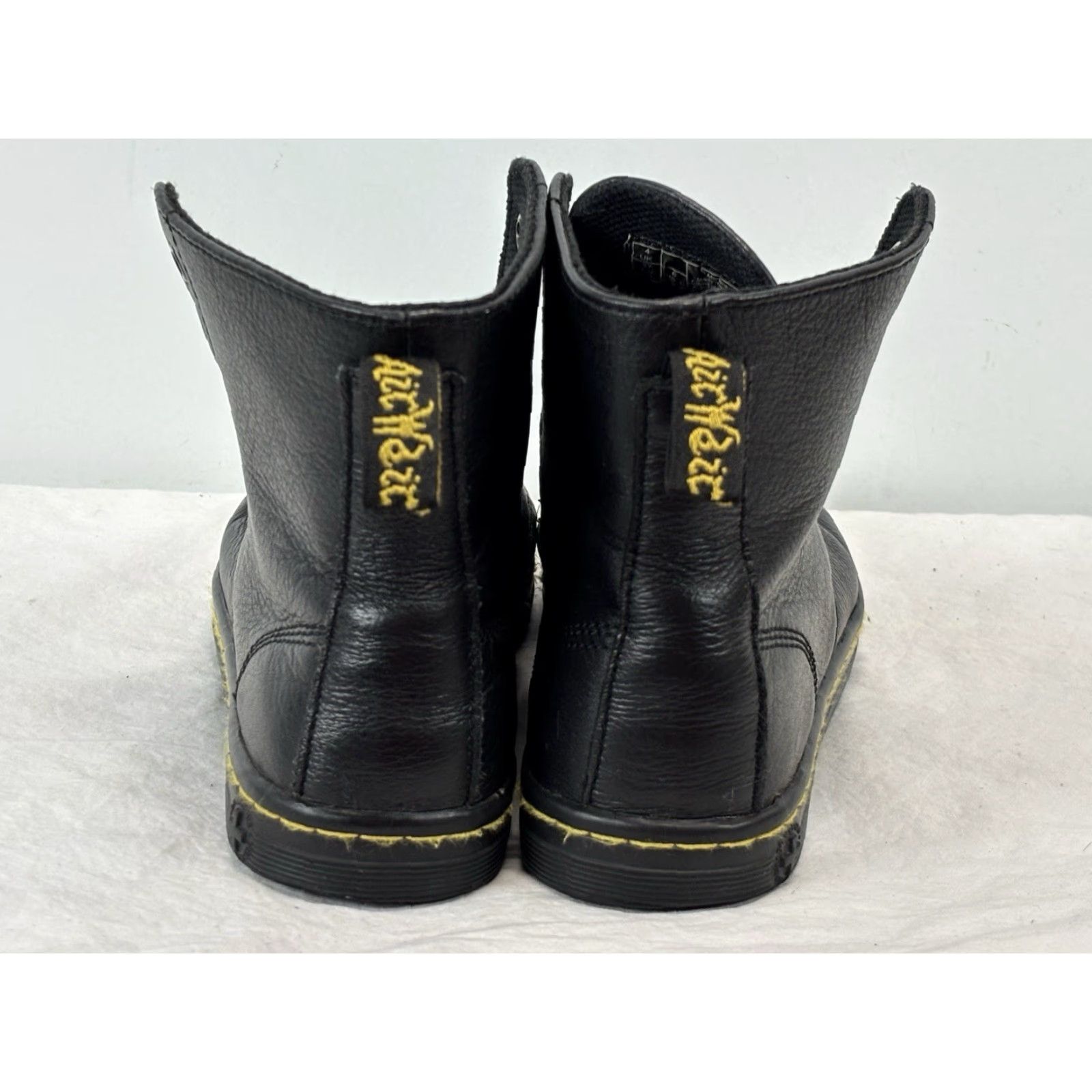 Dr. Martens Dr. Martens Leyton Women’s Ankle Boots Black NO Laces US 6 EU 37 Leather Rubber Flat 90s Boots Womens Size US 4 / IT 34 - 4 Thumbnail